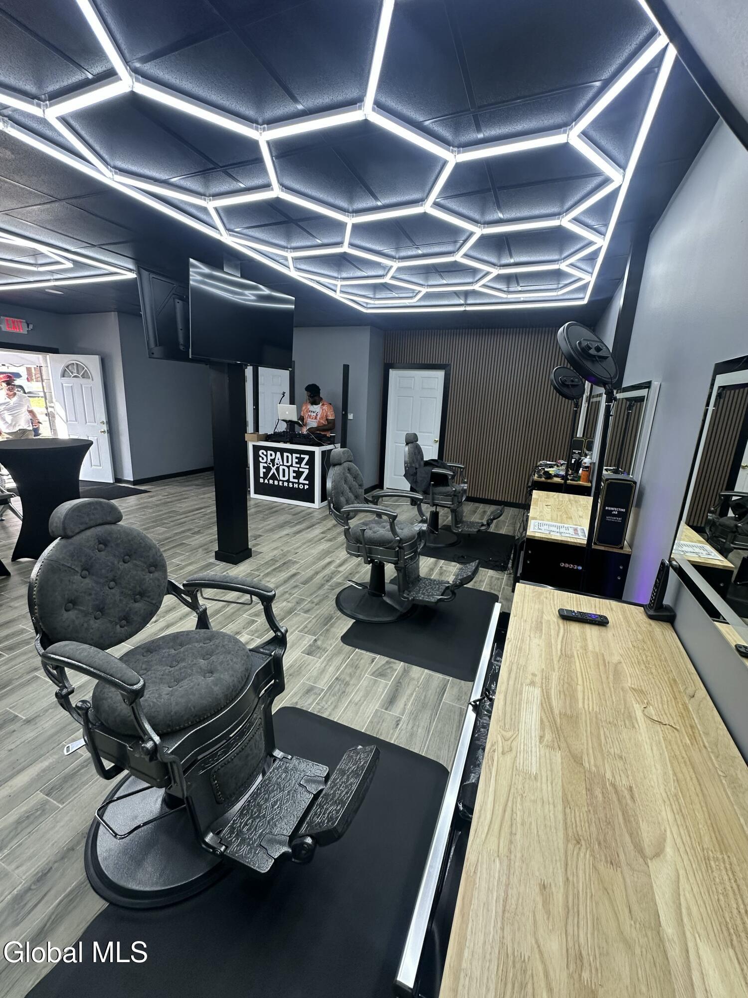 Schenectady, New York 12307, United States, ,Commercial,Active,207016