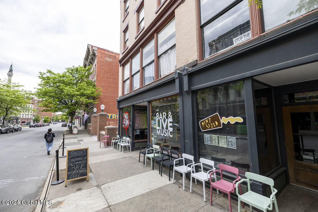 Troy, New York 12180, United States, ,Commercial,Pending,57406
