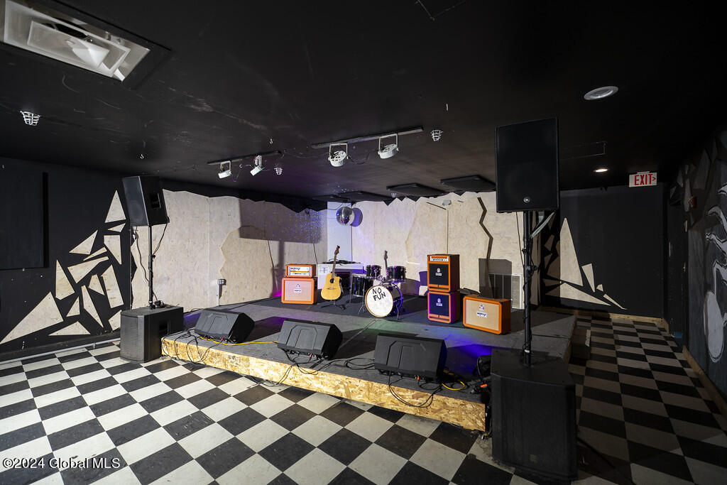 Troy, New York 12180, United States, ,Commercial,Pending,57406