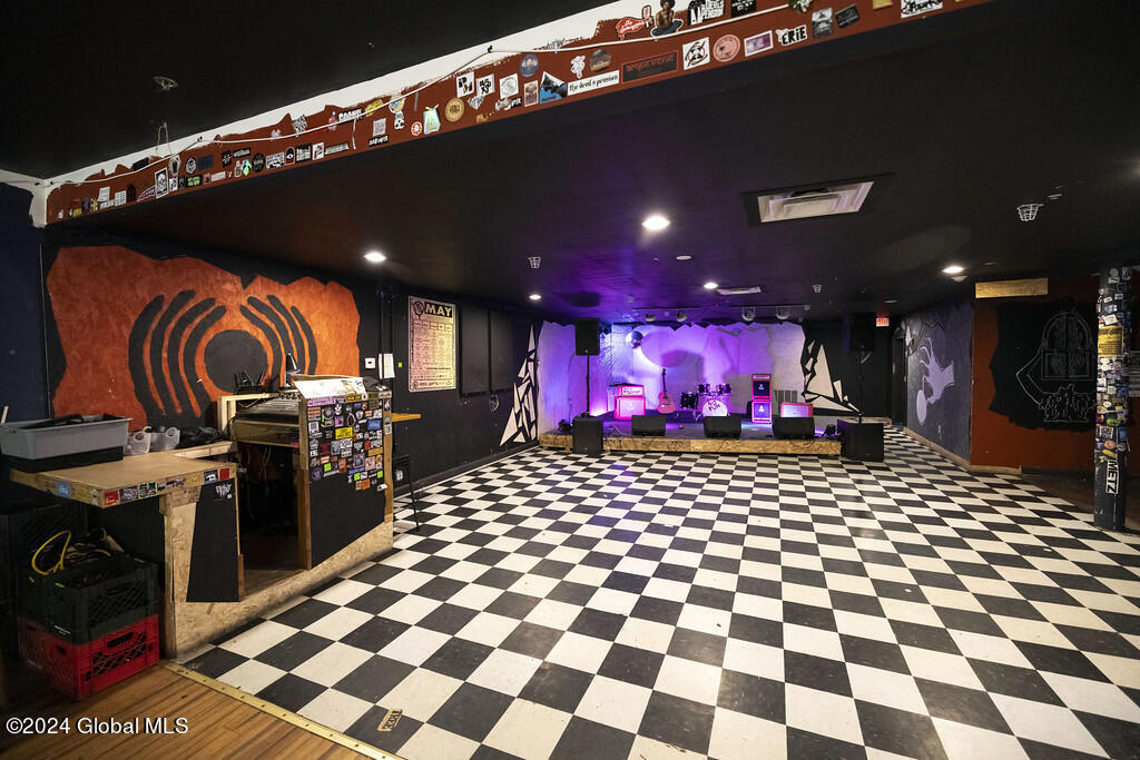 Troy, New York 12180, United States, ,Commercial,Pending,57406