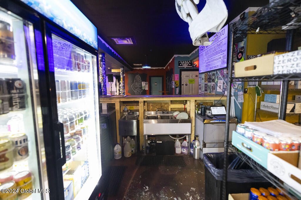 Troy, New York 12180, United States, ,Commercial,Pending,57406