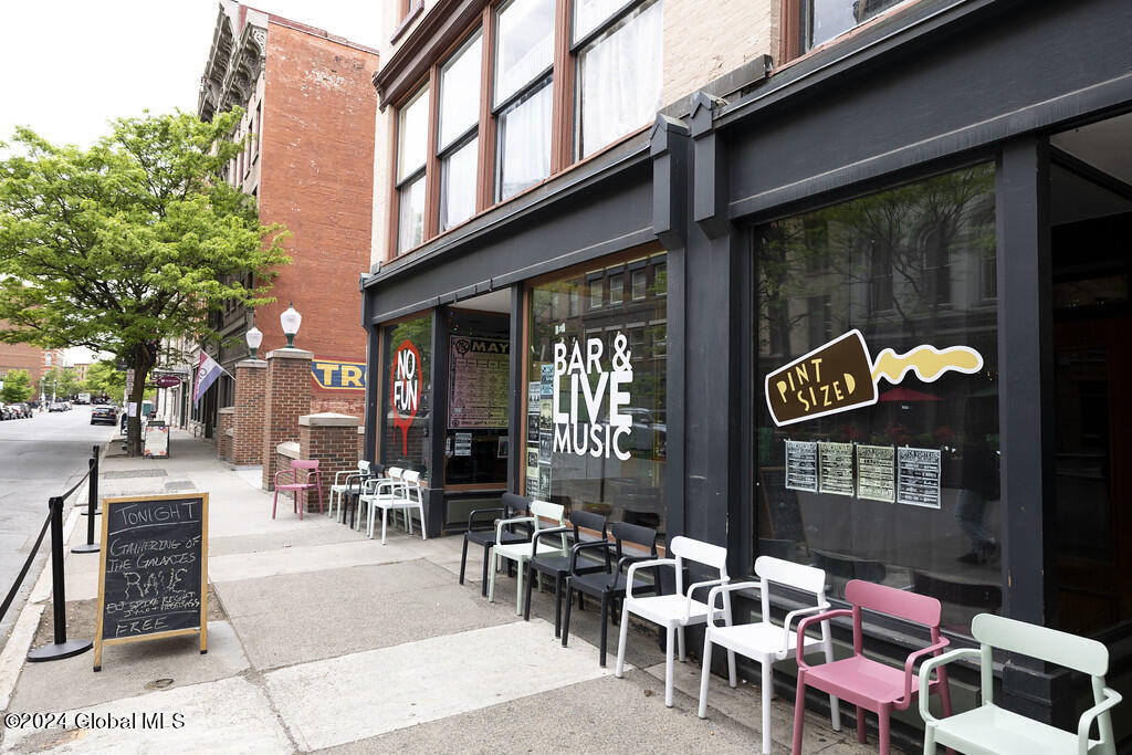 Troy, New York 12180, United States, ,Commercial,Pending,57406