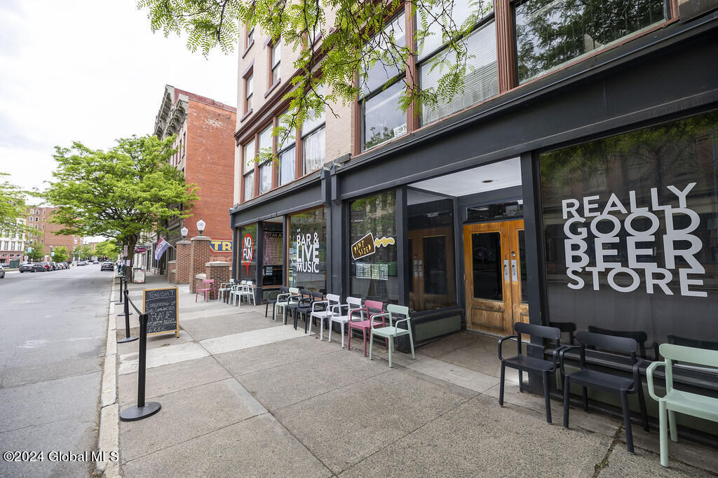 Troy, New York 12180, United States, ,Commercial,Pending,57406