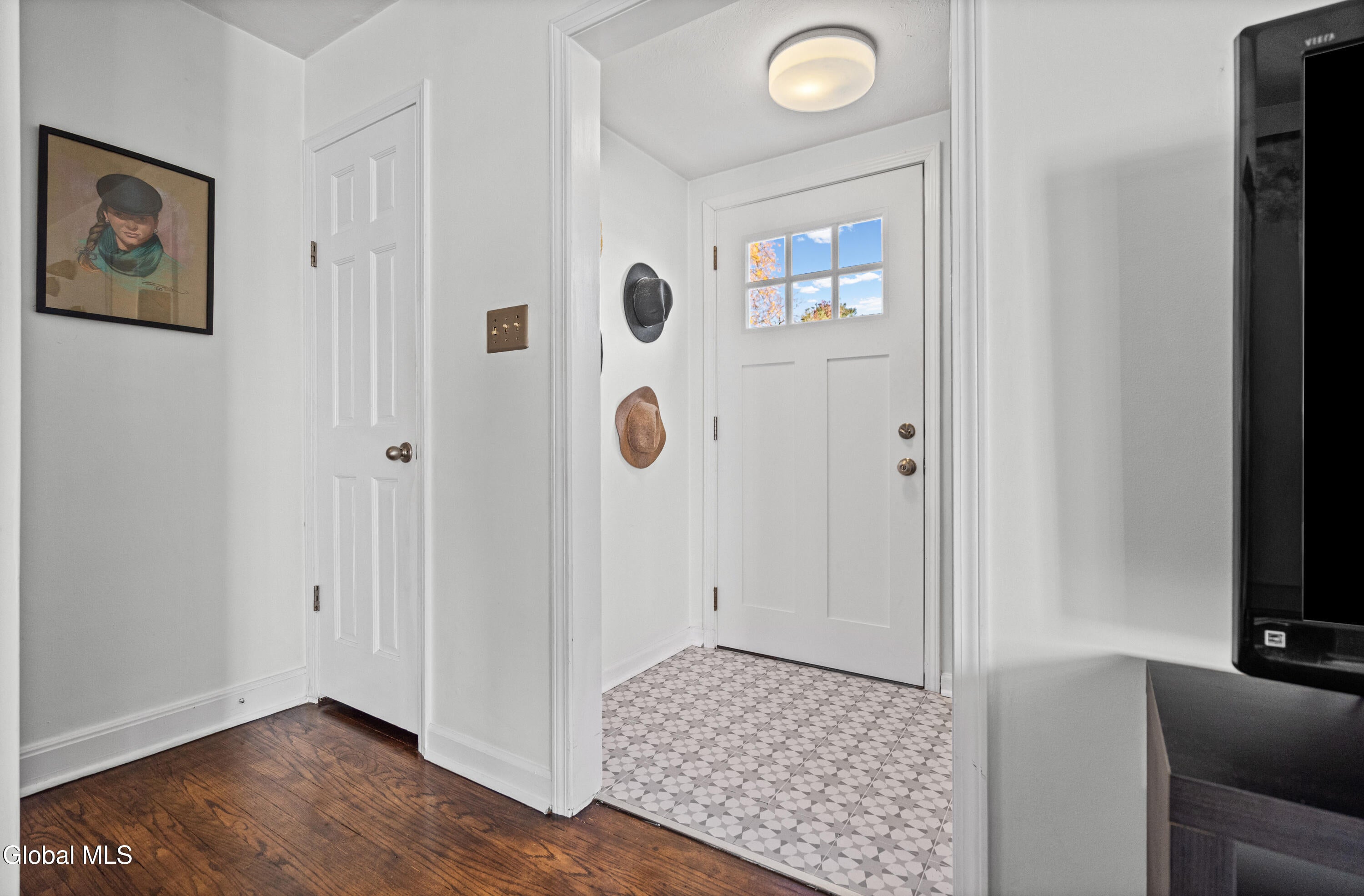 347 S Main Avenue