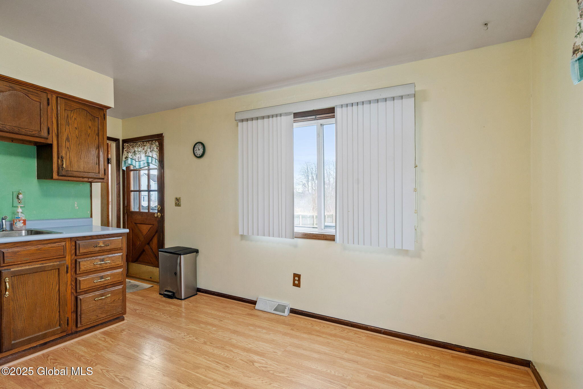 438 Olean Street, Schenectady, New York image 8