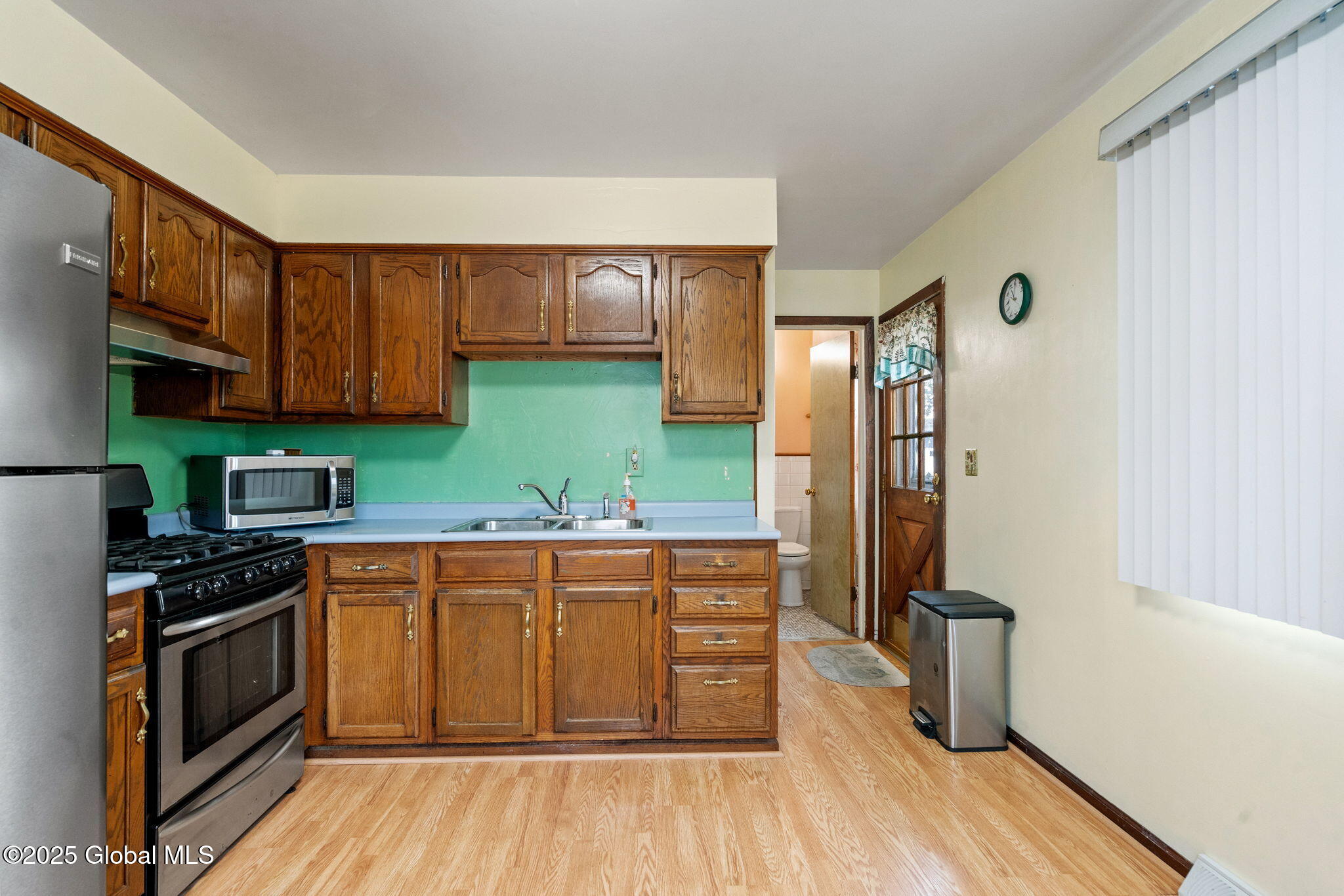 438 Olean Street, Schenectady, New York image 9