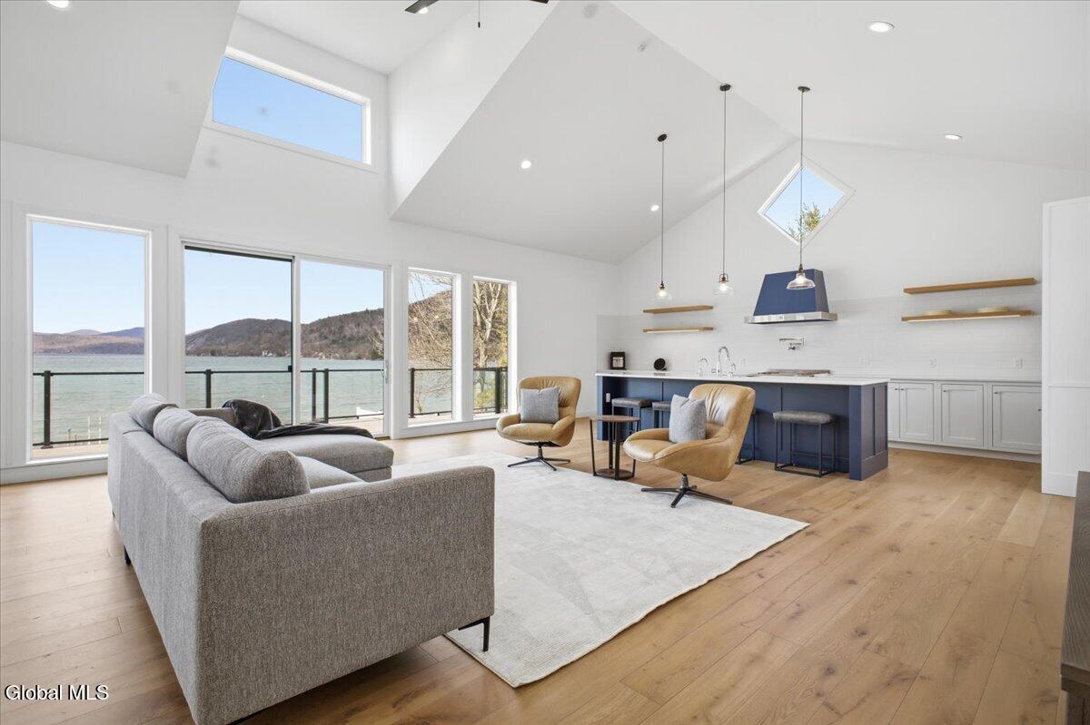 21 Mossy Point Road