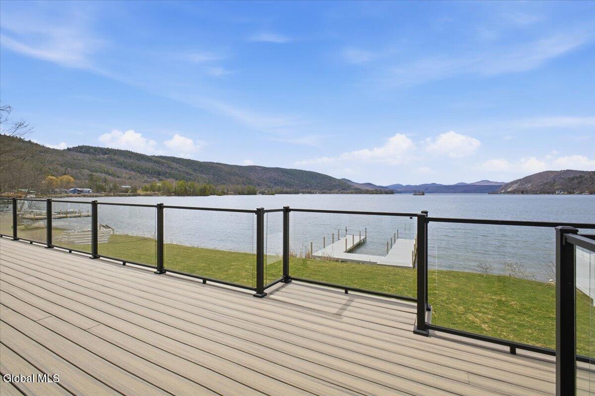 21 Mossy Point Road