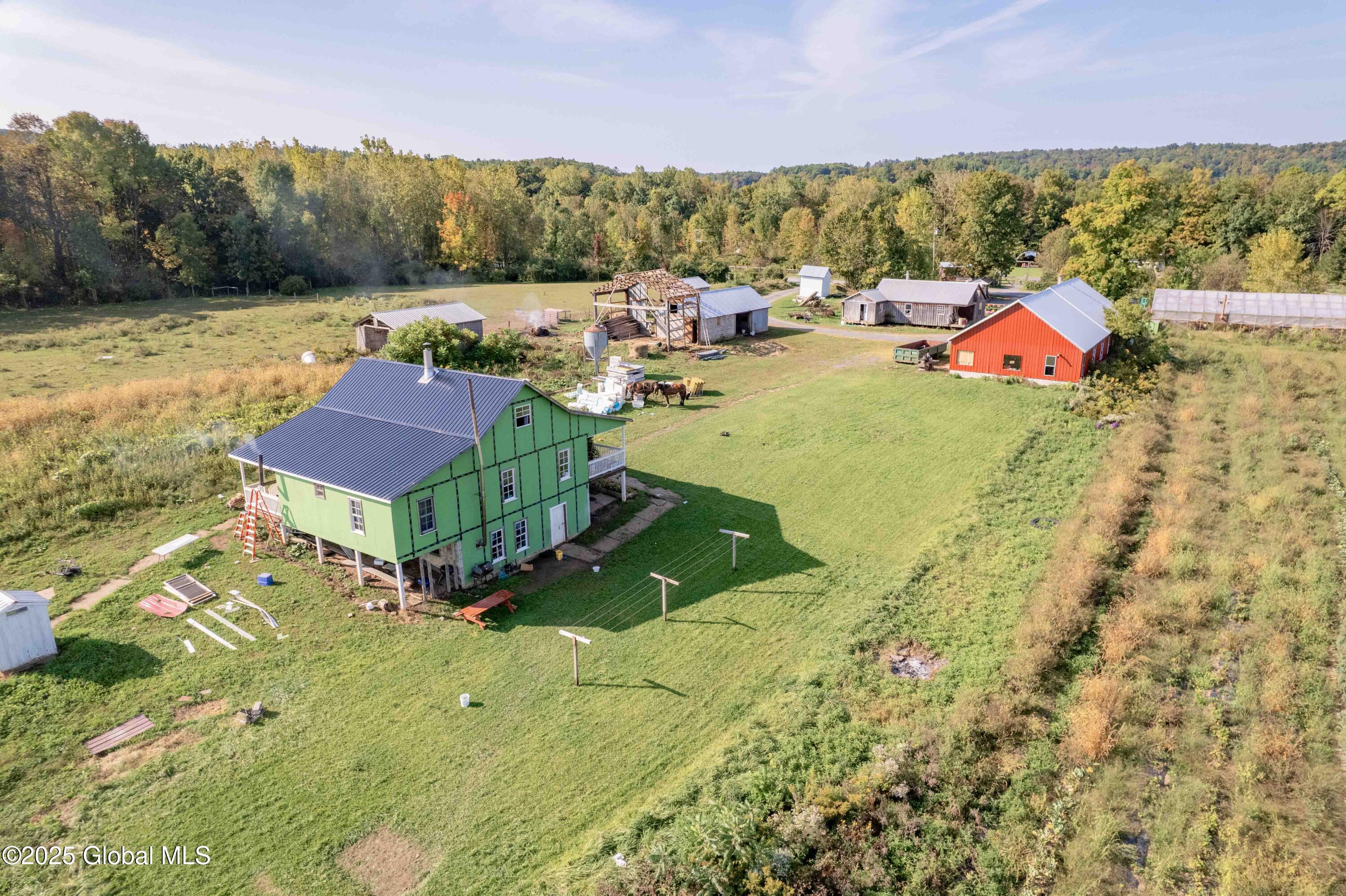 329 Anderson Road, Sprakers, New York image 2