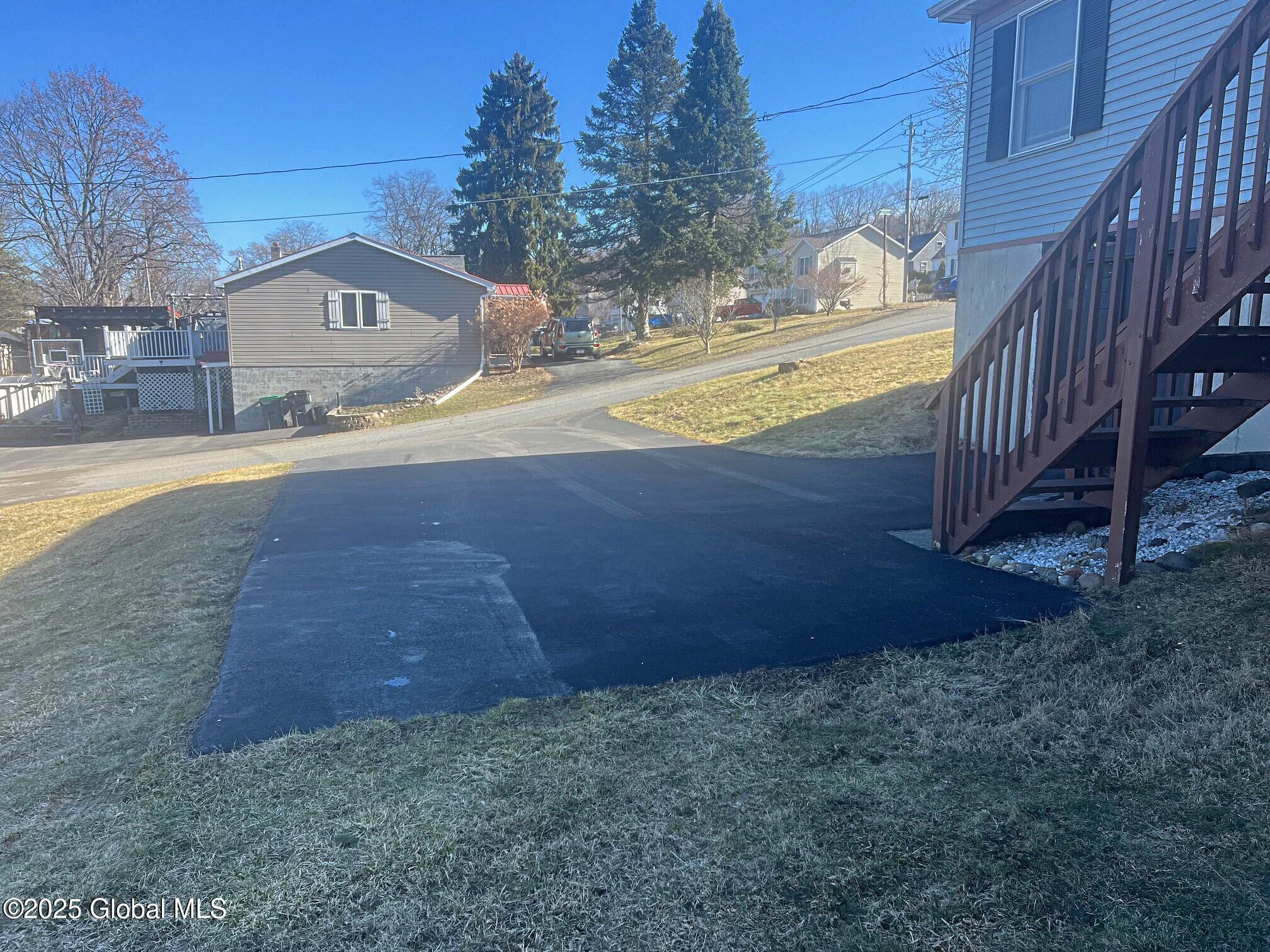 175 New Turnpike Road, Troy, New York image 32
