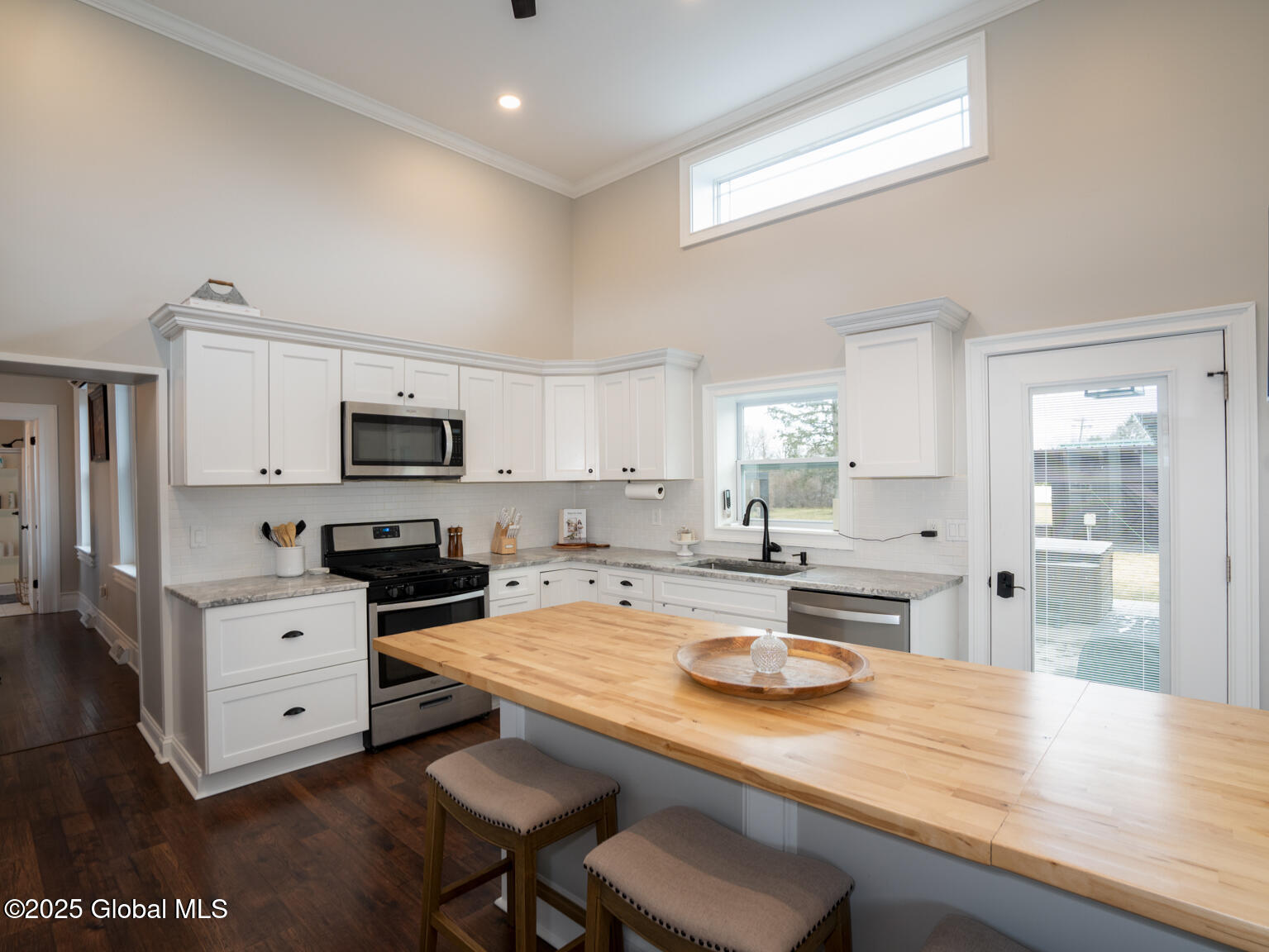 14 Harris Road, Waterford, New York image 5