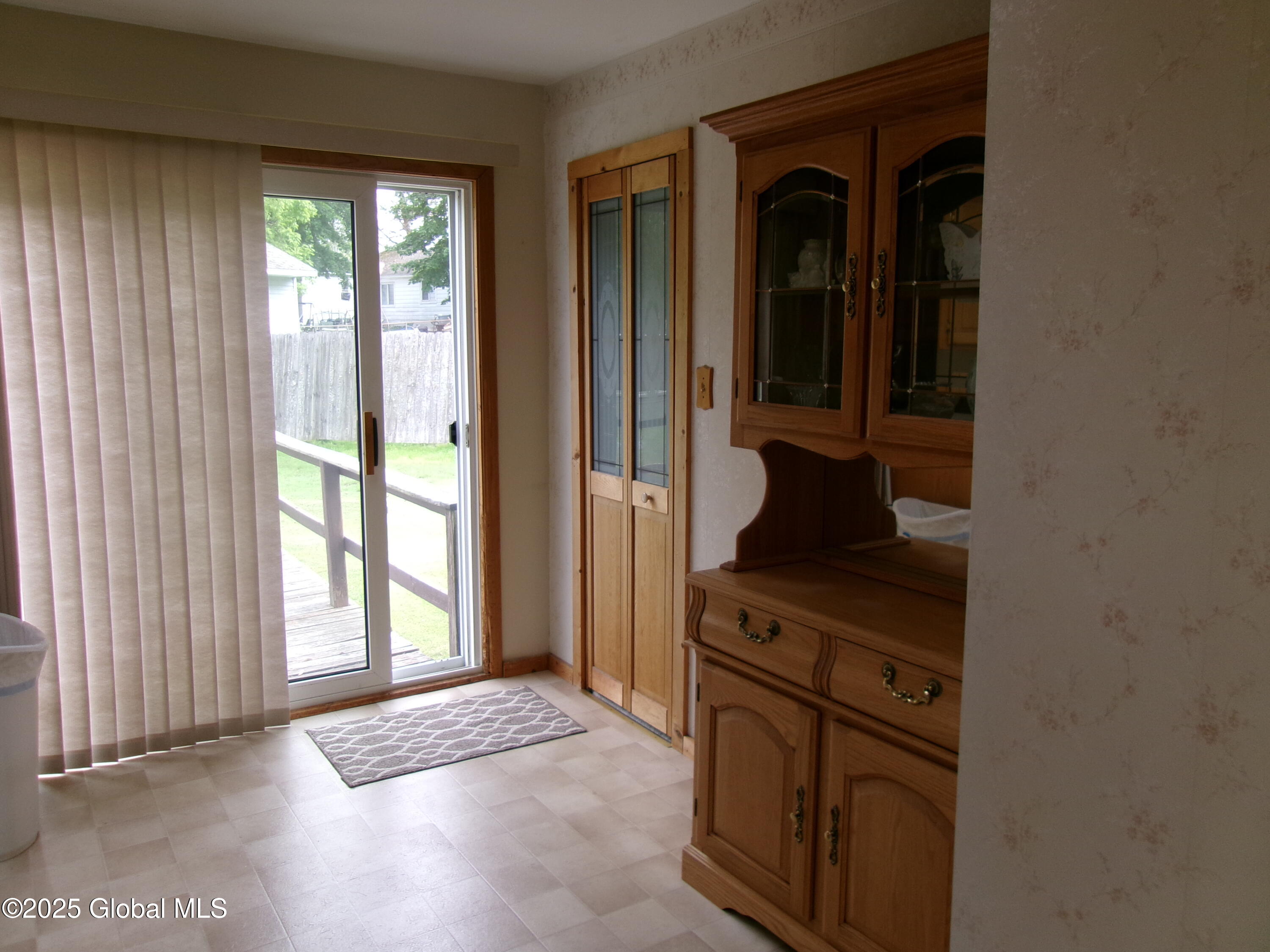 41 Amelia Drive, Schenectady, New York image 5