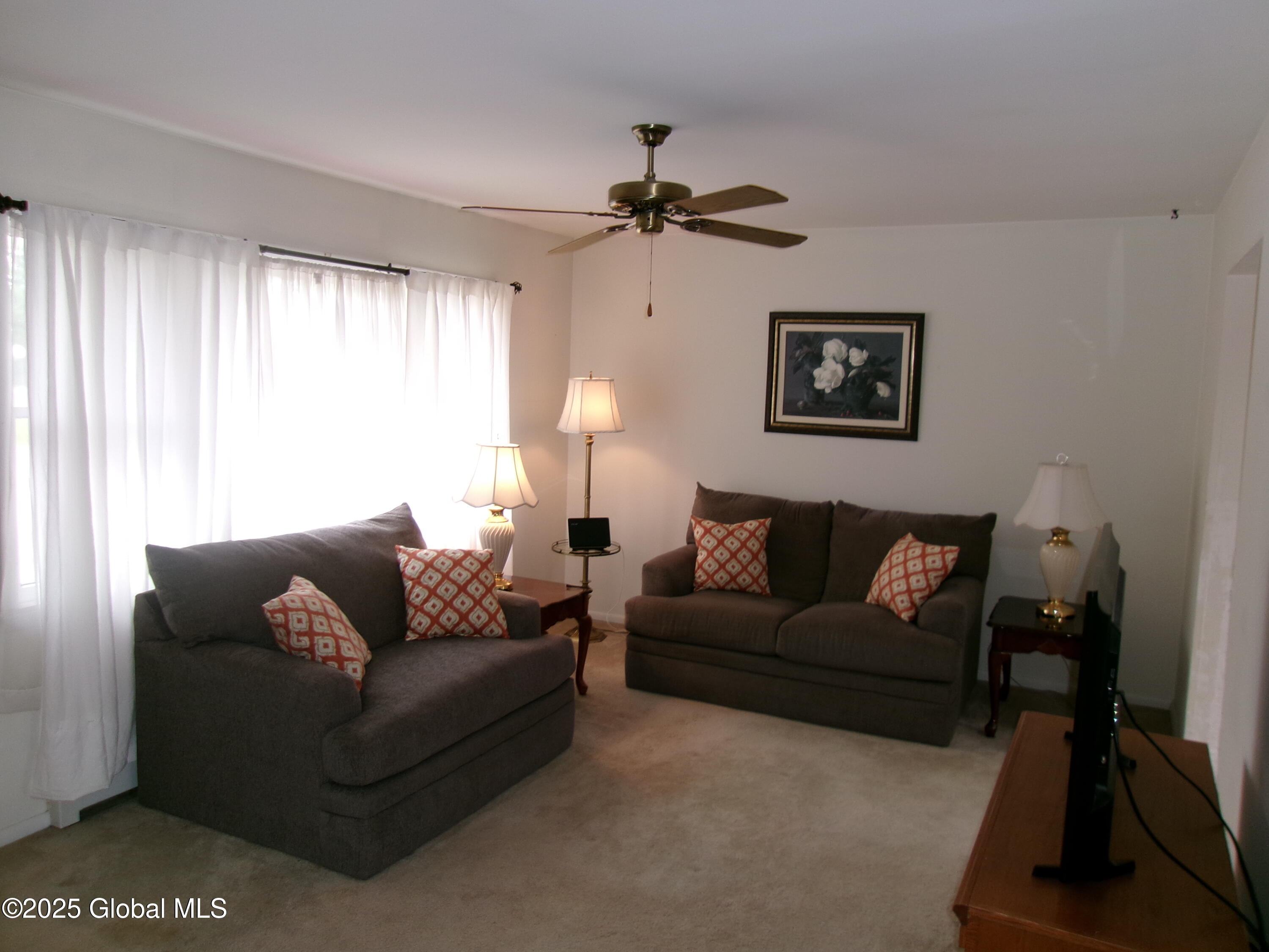 41 Amelia Drive, Schenectady, New York image 8