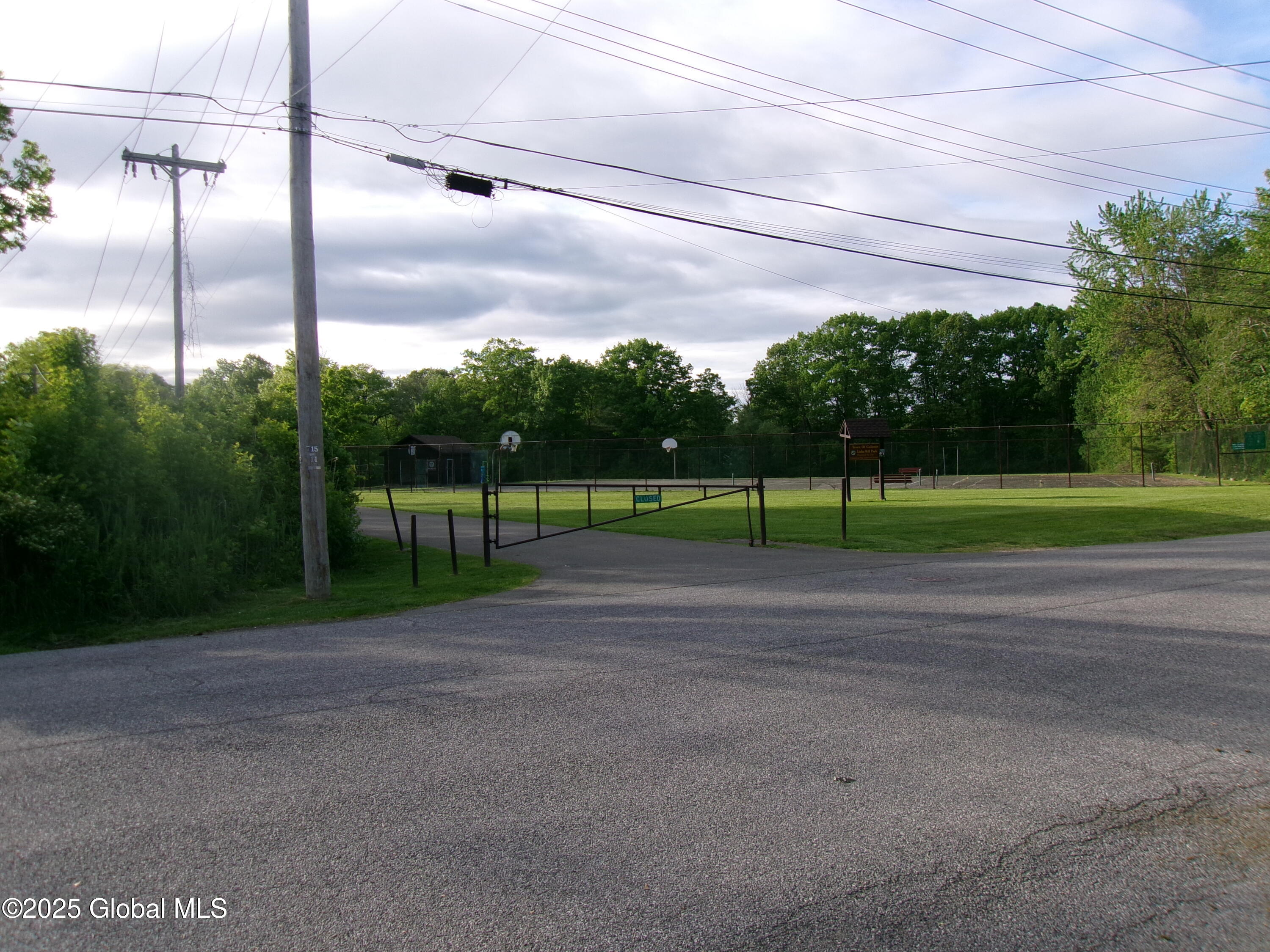 41 Amelia Drive, Schenectady, New York image 33