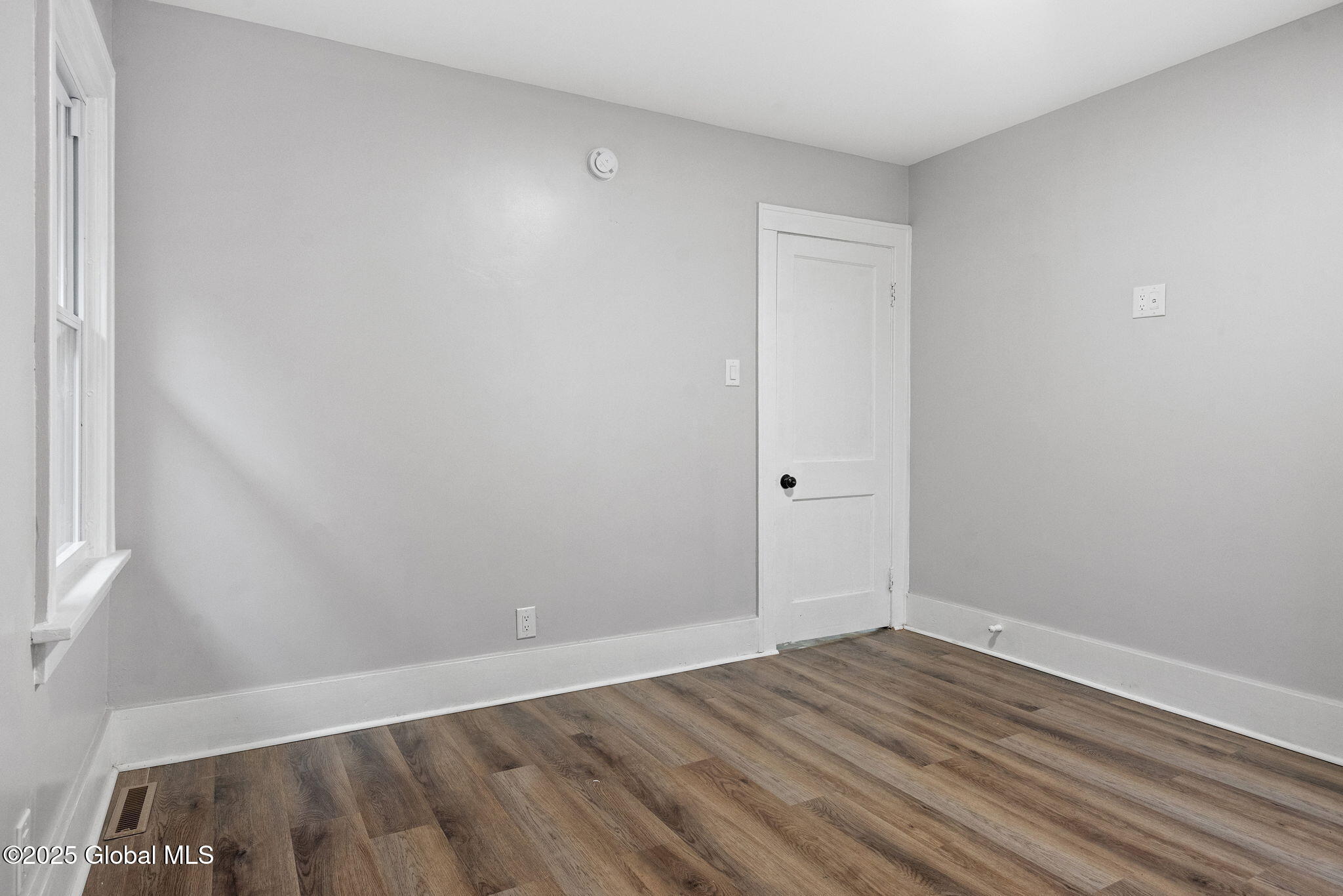 227 Robinson Street, Schenectady, New York image 24