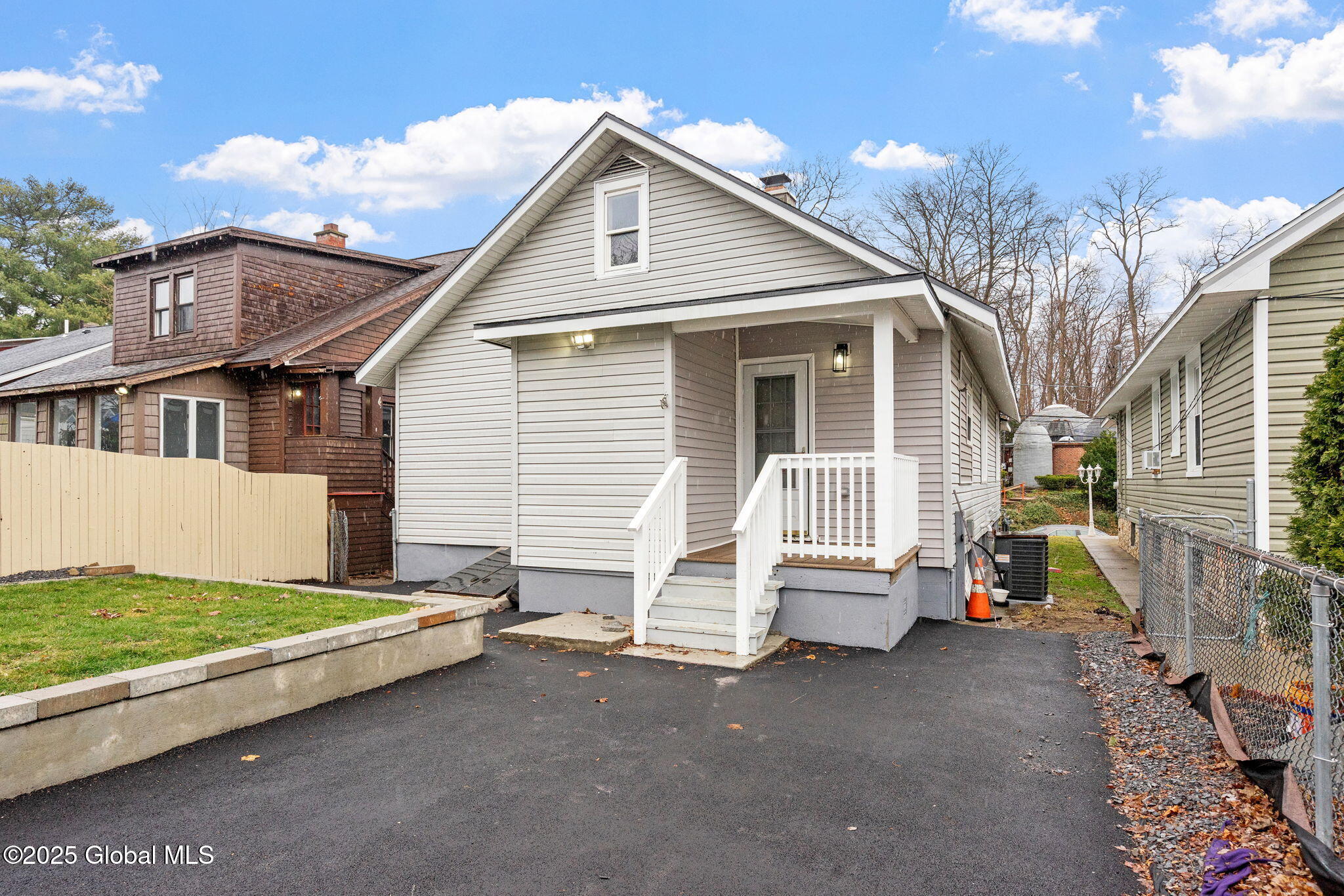 227 Robinson Street, Schenectady, New York image 2