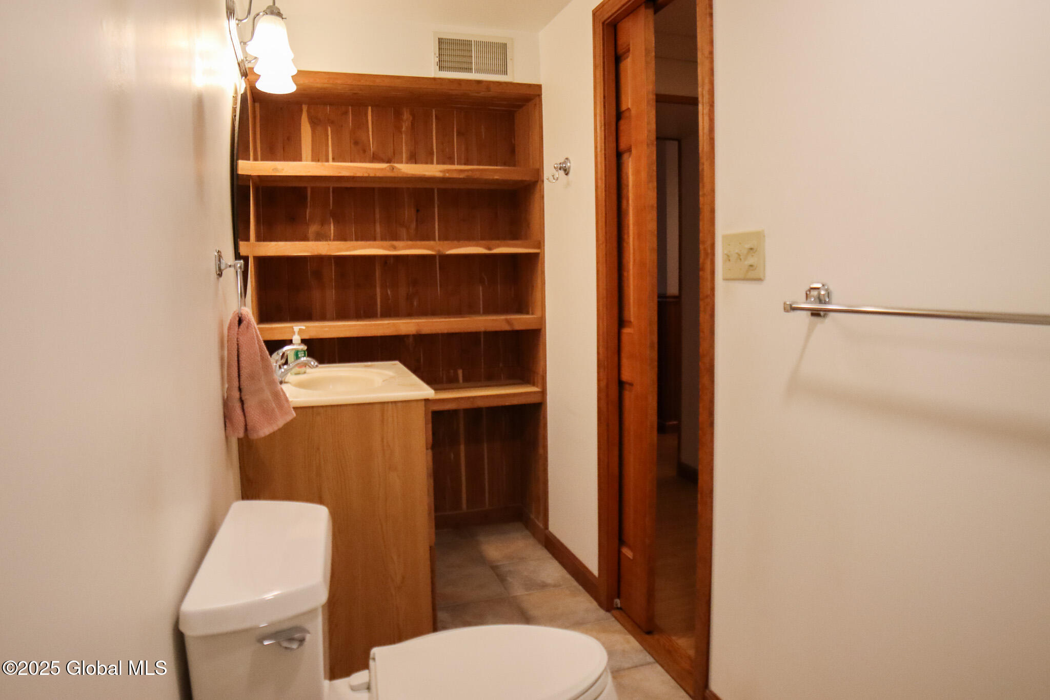 10 Casino Drive, Saratoga Springs, New York image 17