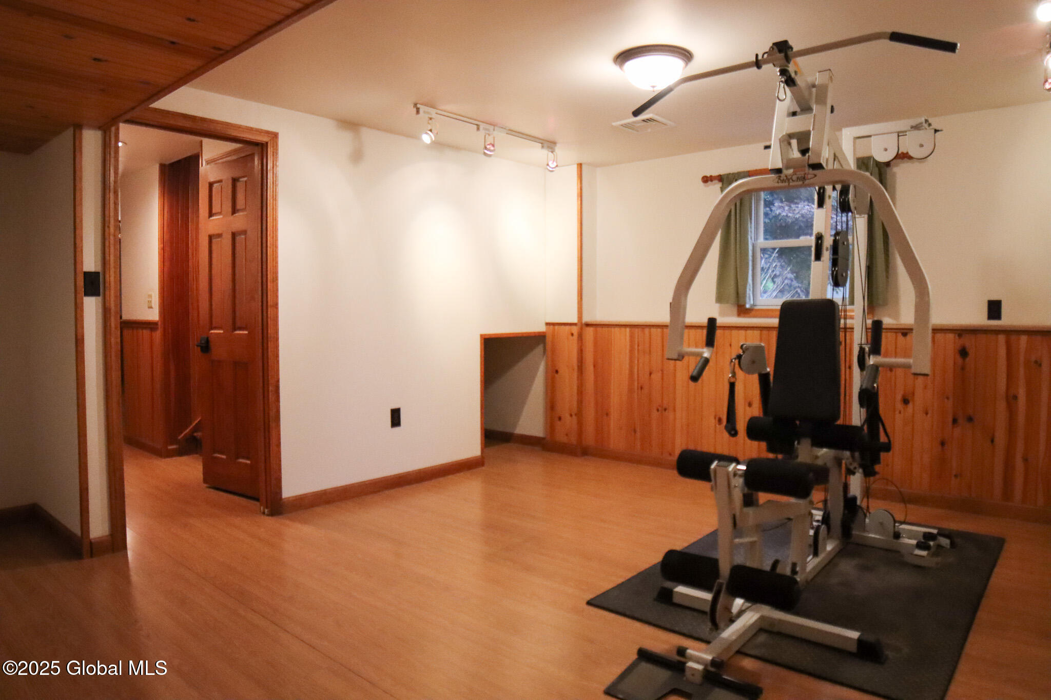 10 Casino Drive, Saratoga Springs, New York image 14
