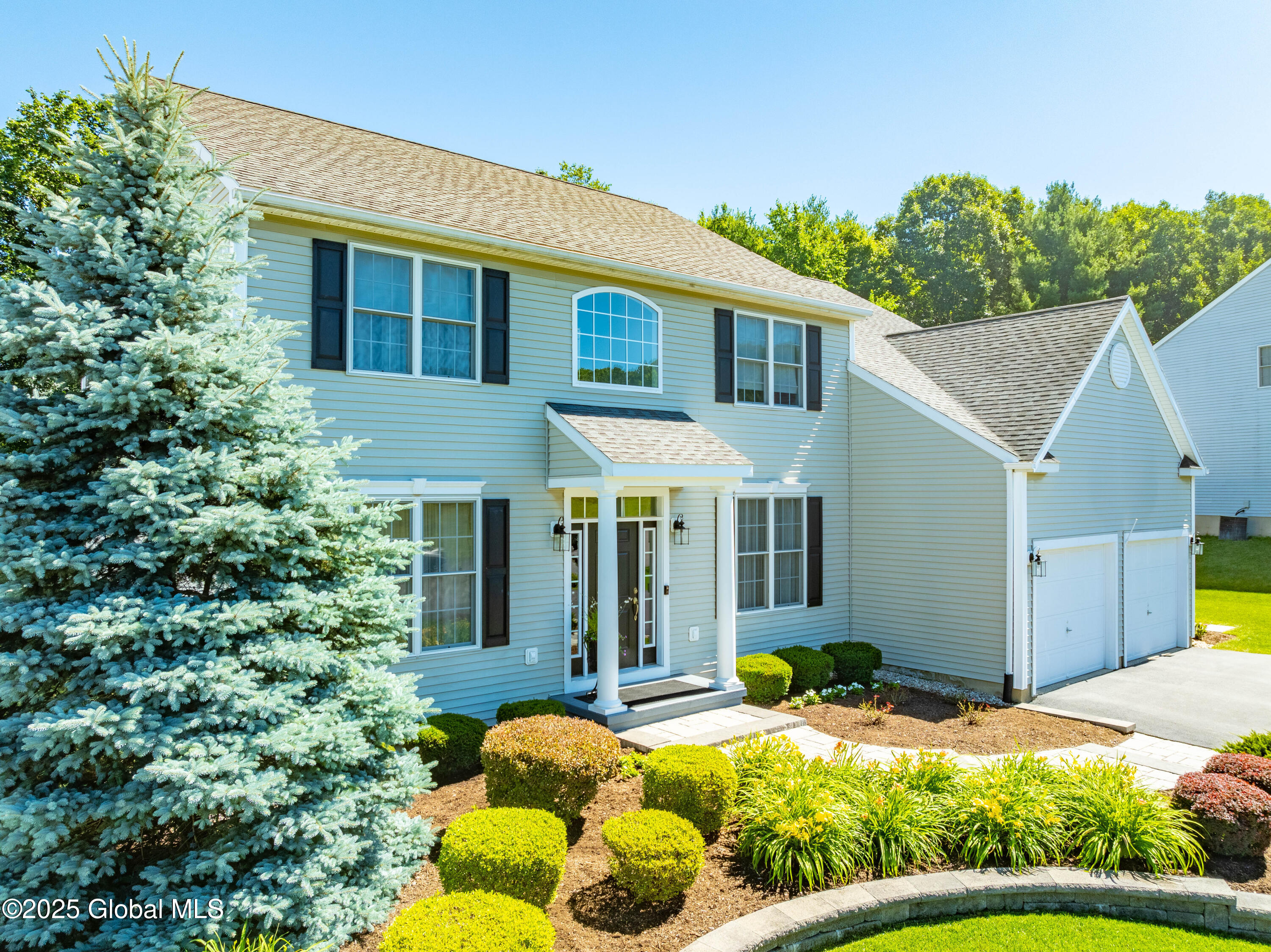 44 Shinnecock Hills Drive, Albany, New York image 3