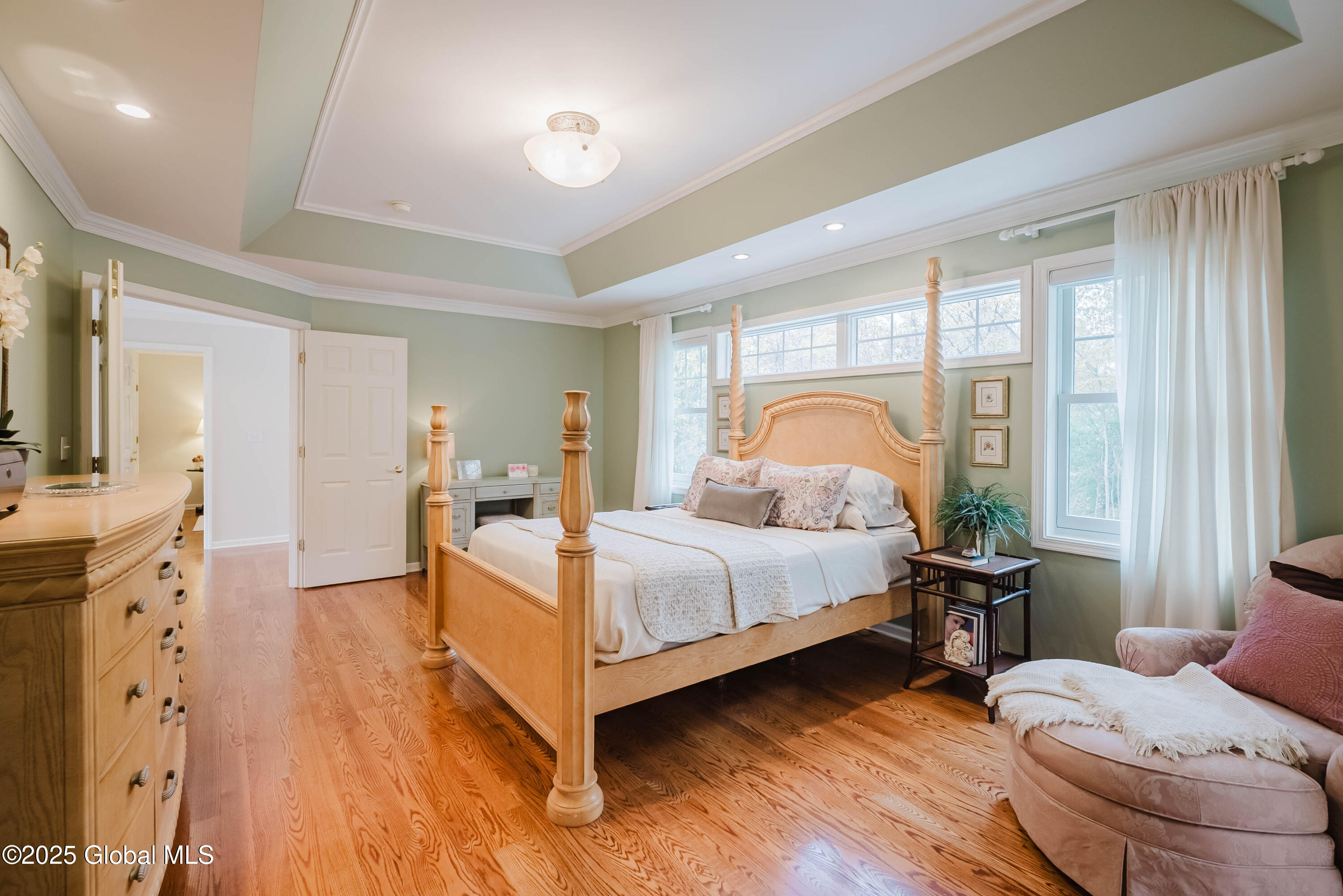 44 Shinnecock Hills Drive, Albany, New York image 32