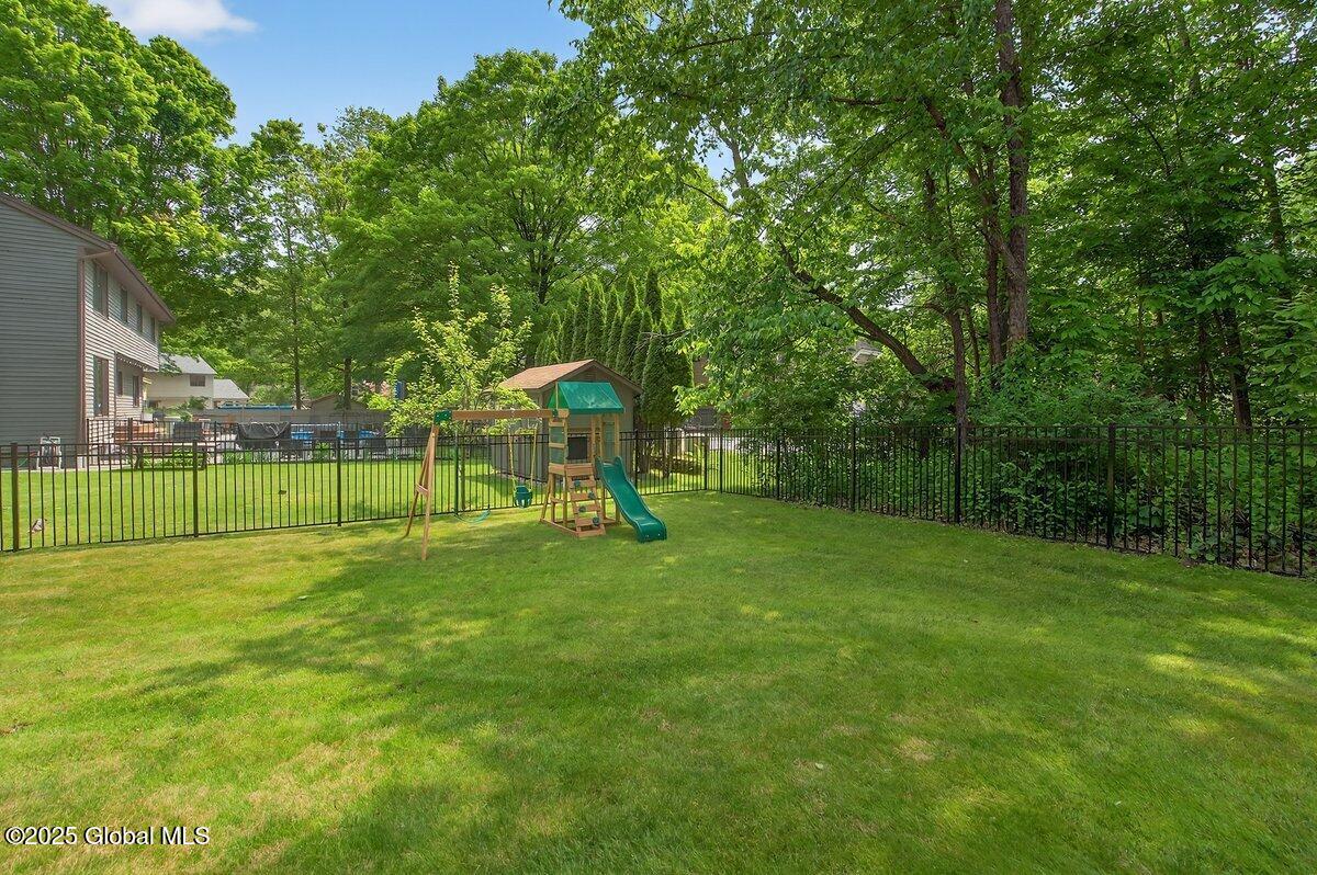 35 Sherwood Trail, Saratoga Springs, New York image 42