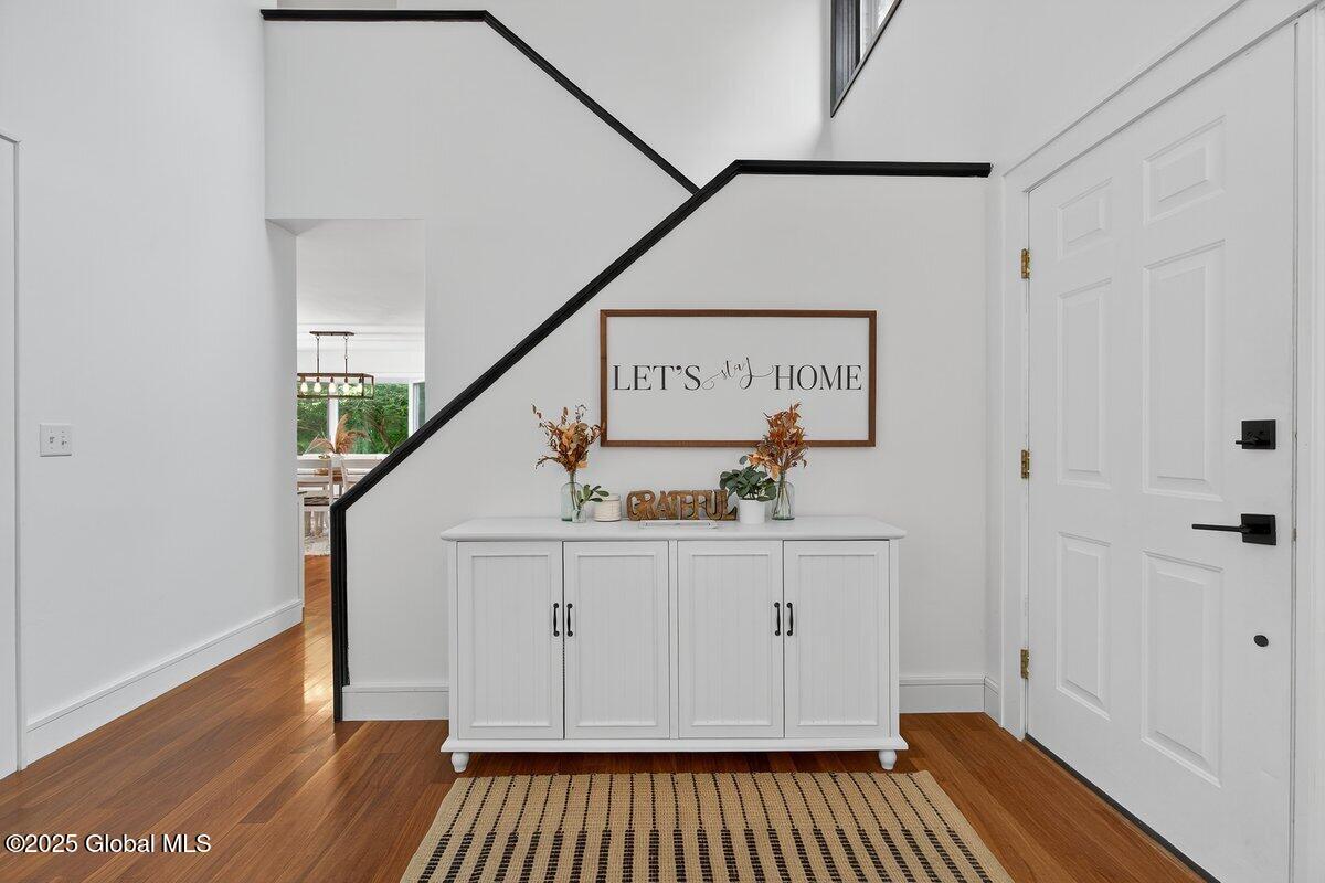 35 Sherwood Trail, Saratoga Springs, New York image 9