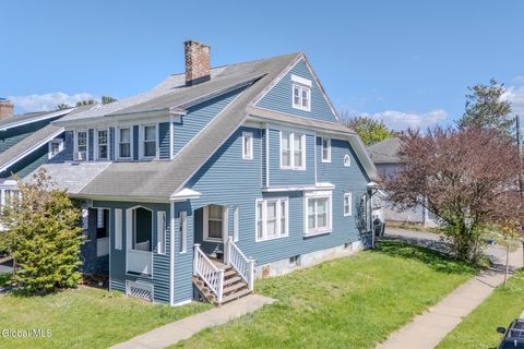 Photo of 125 N Main Avenue, Albany, NY 12206 (MLS # 202616051)