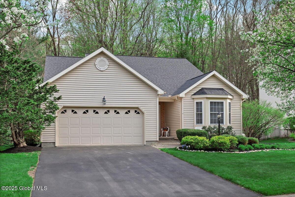 14 Sundance Drive, Saratoga Springs, New York image 9