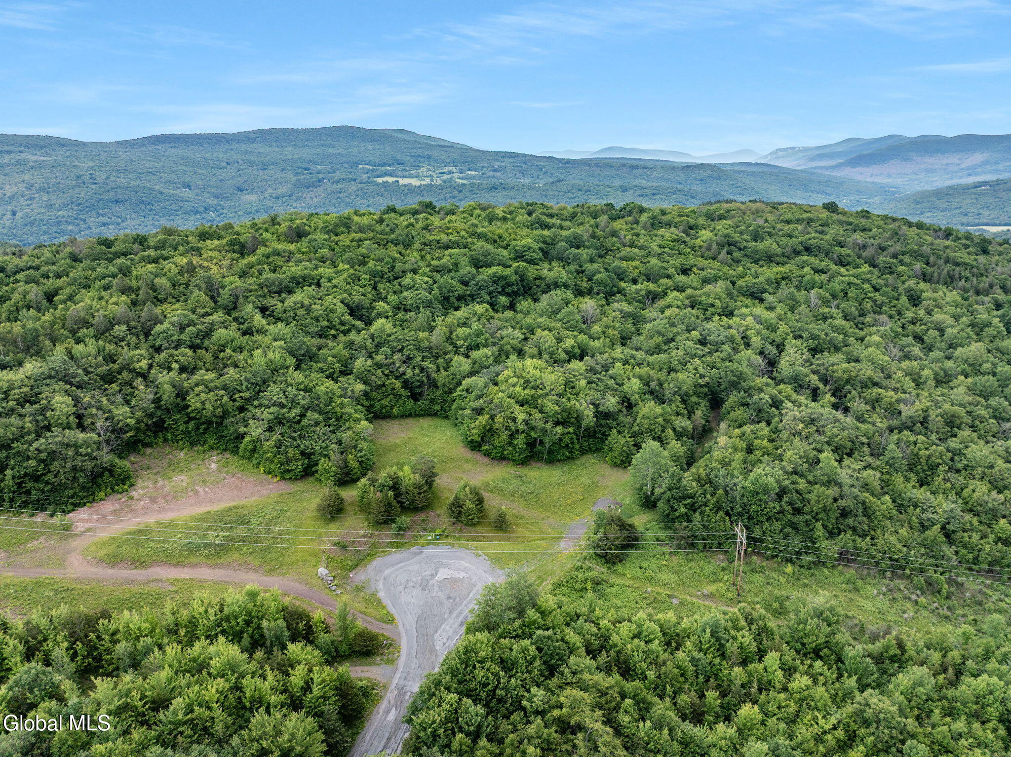 L10 Overlook Drive