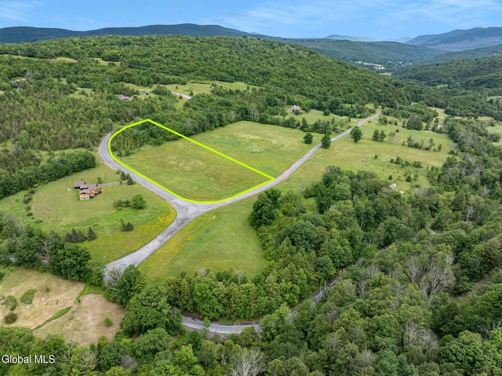 L10 Overlook Drive