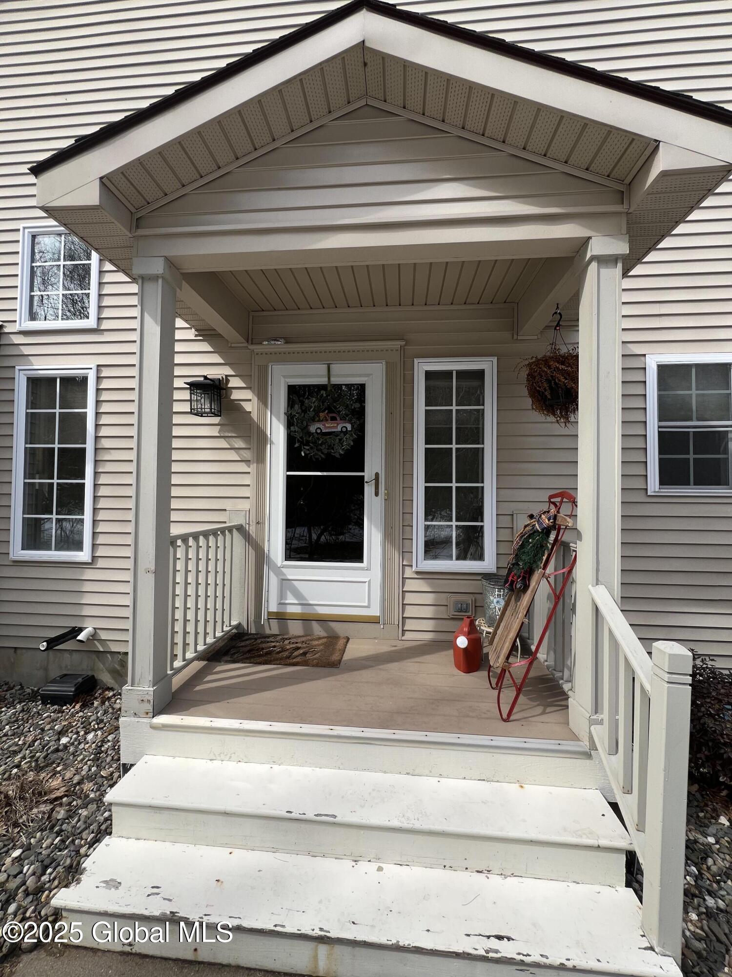 24 Secretariat Lane, Saratoga Springs, New York image 4
