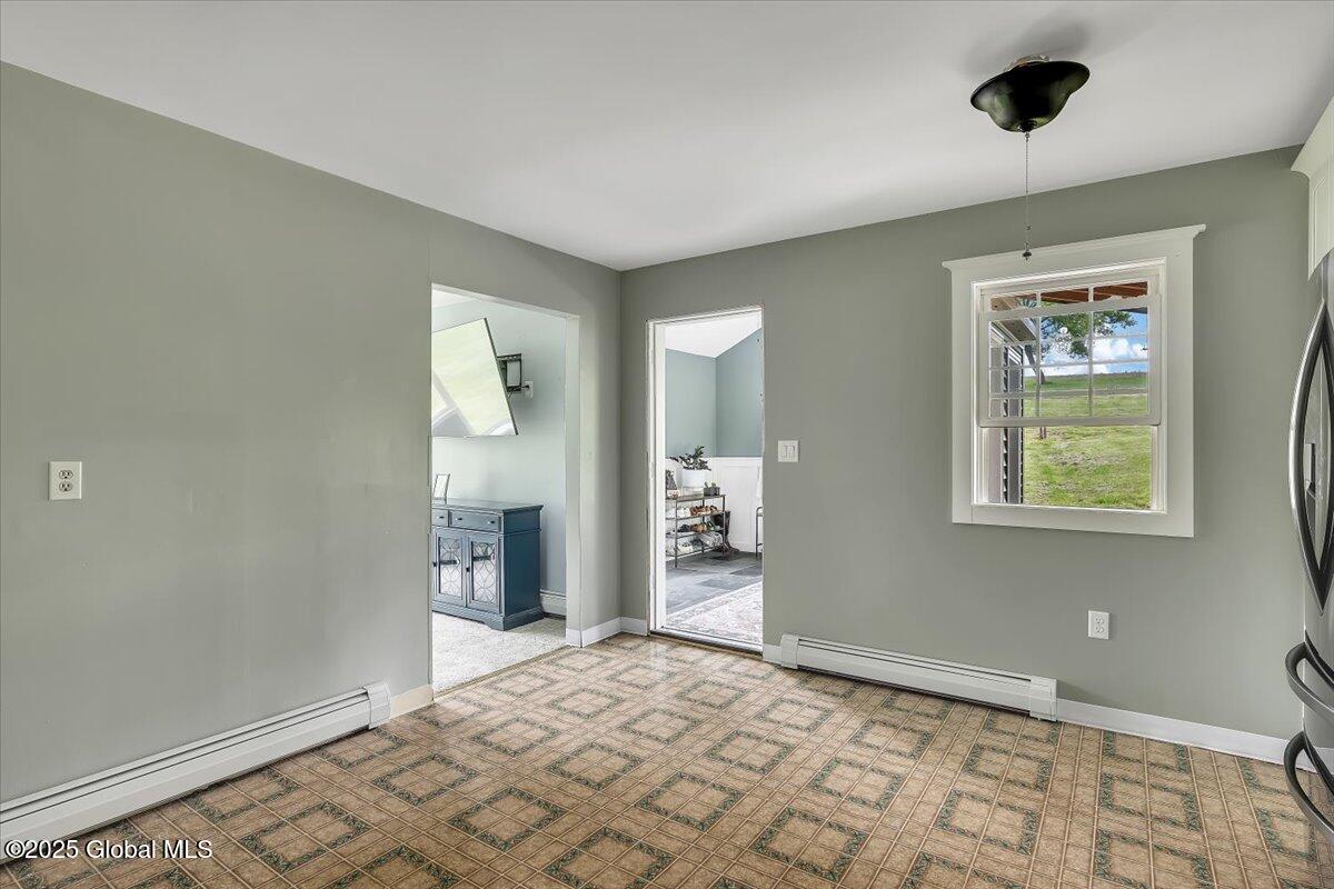 16 Newcombs Lane, Melrose, New York image 7