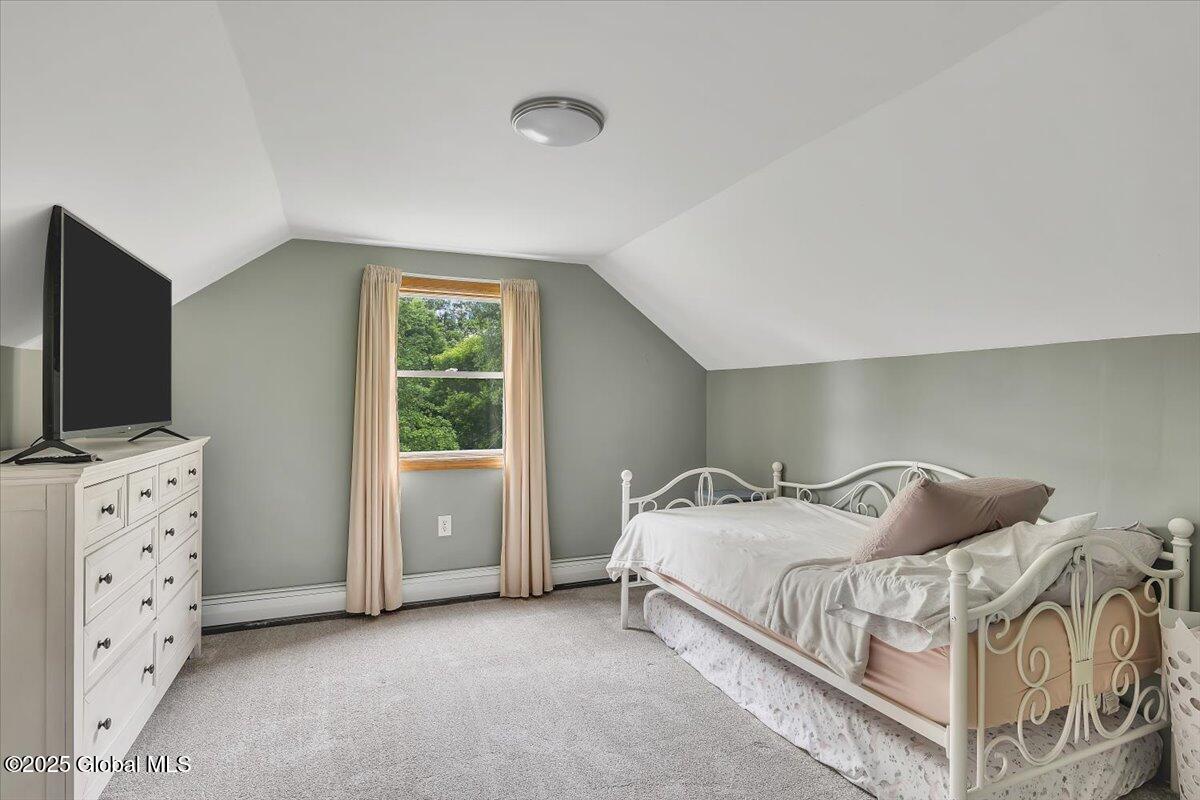 16 Newcombs Lane, Melrose, New York image 17