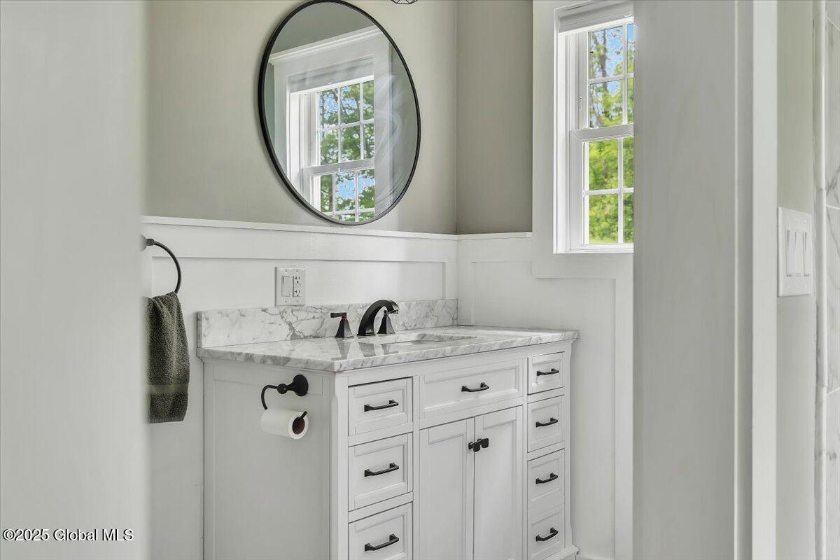 16 Newcombs Lane, Melrose, New York image 12