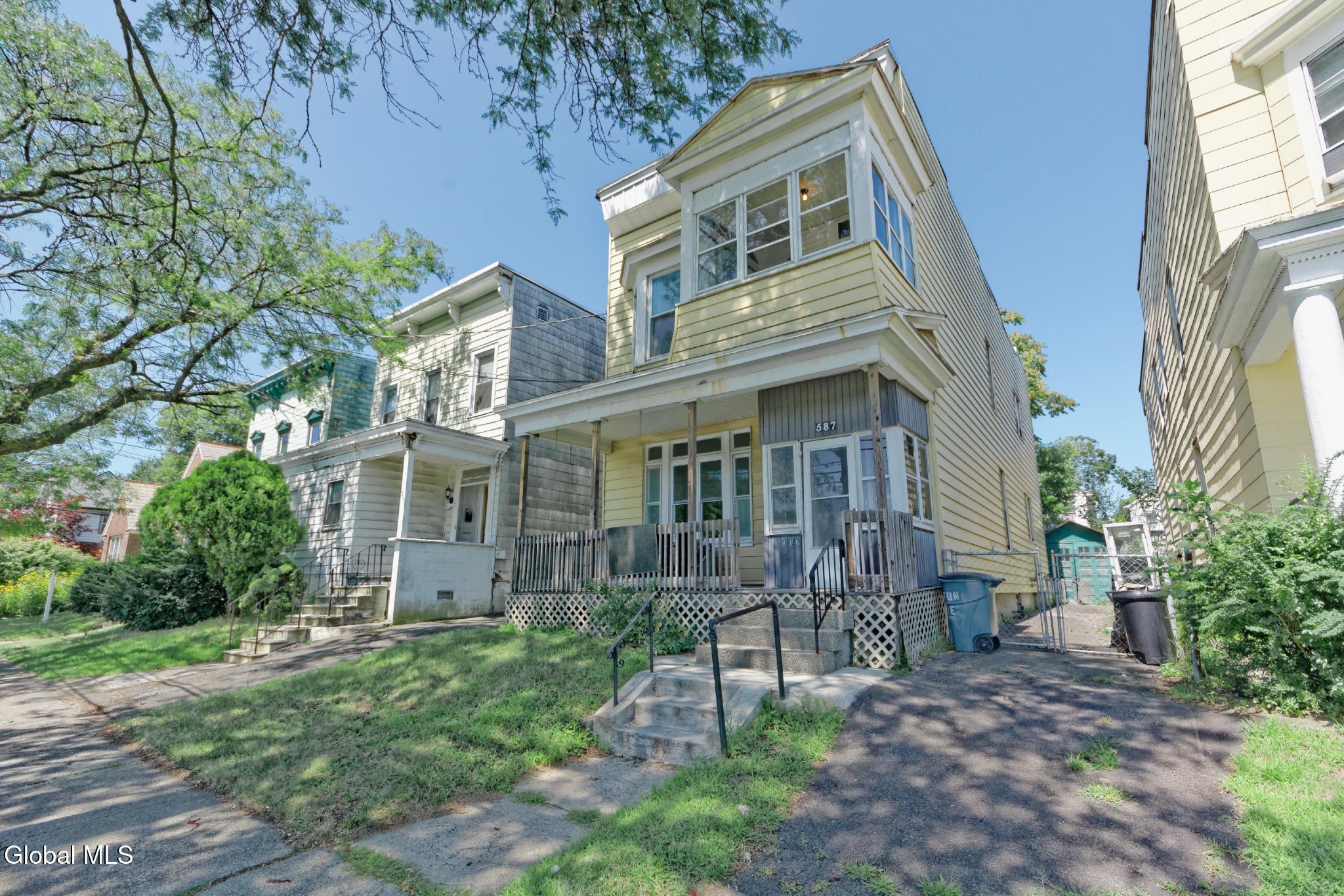 587 Washington Avenue
