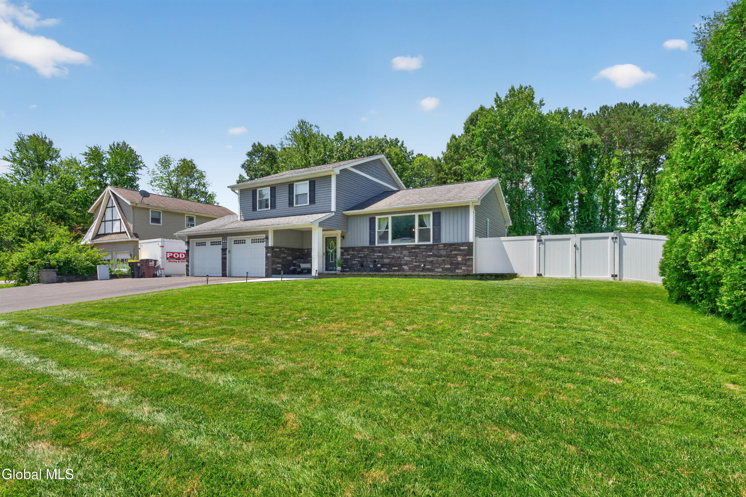 60 Denison Road