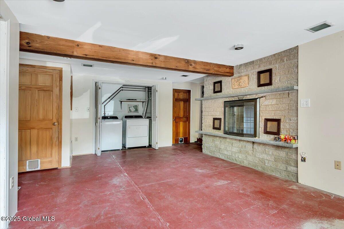 34 Glen Royal Drive, Averill Park, New York image 24