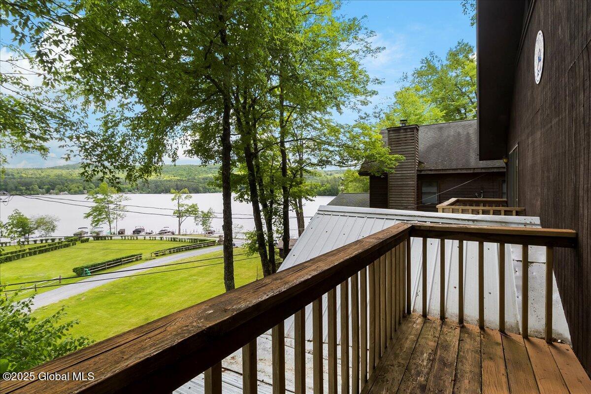 9 Chippewa Loop, Brant Lake, New York image 27
