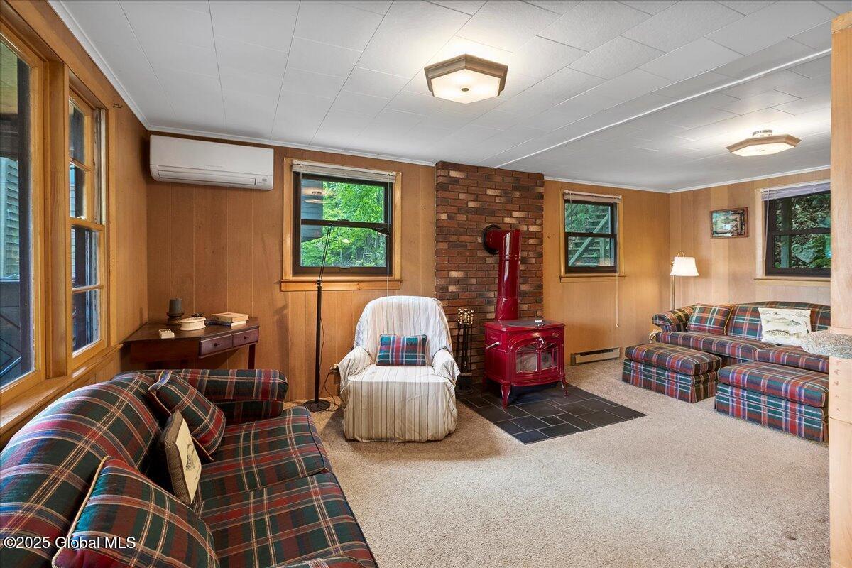 9 Chippewa Loop, Brant Lake, New York image 11