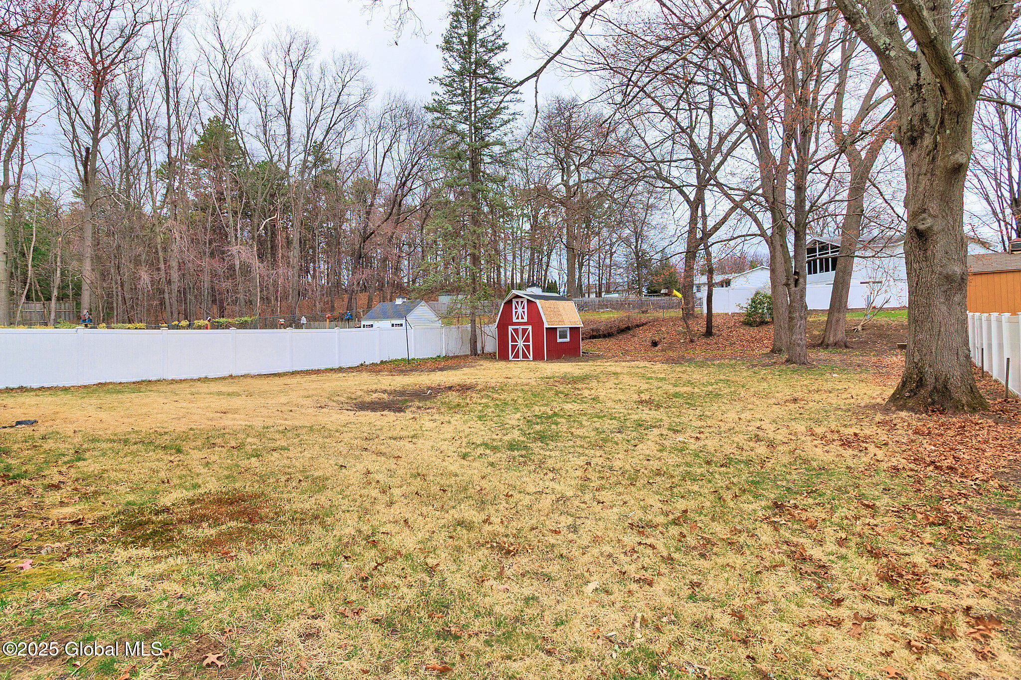 7 Dauphin Drive, Albany, New York image 33