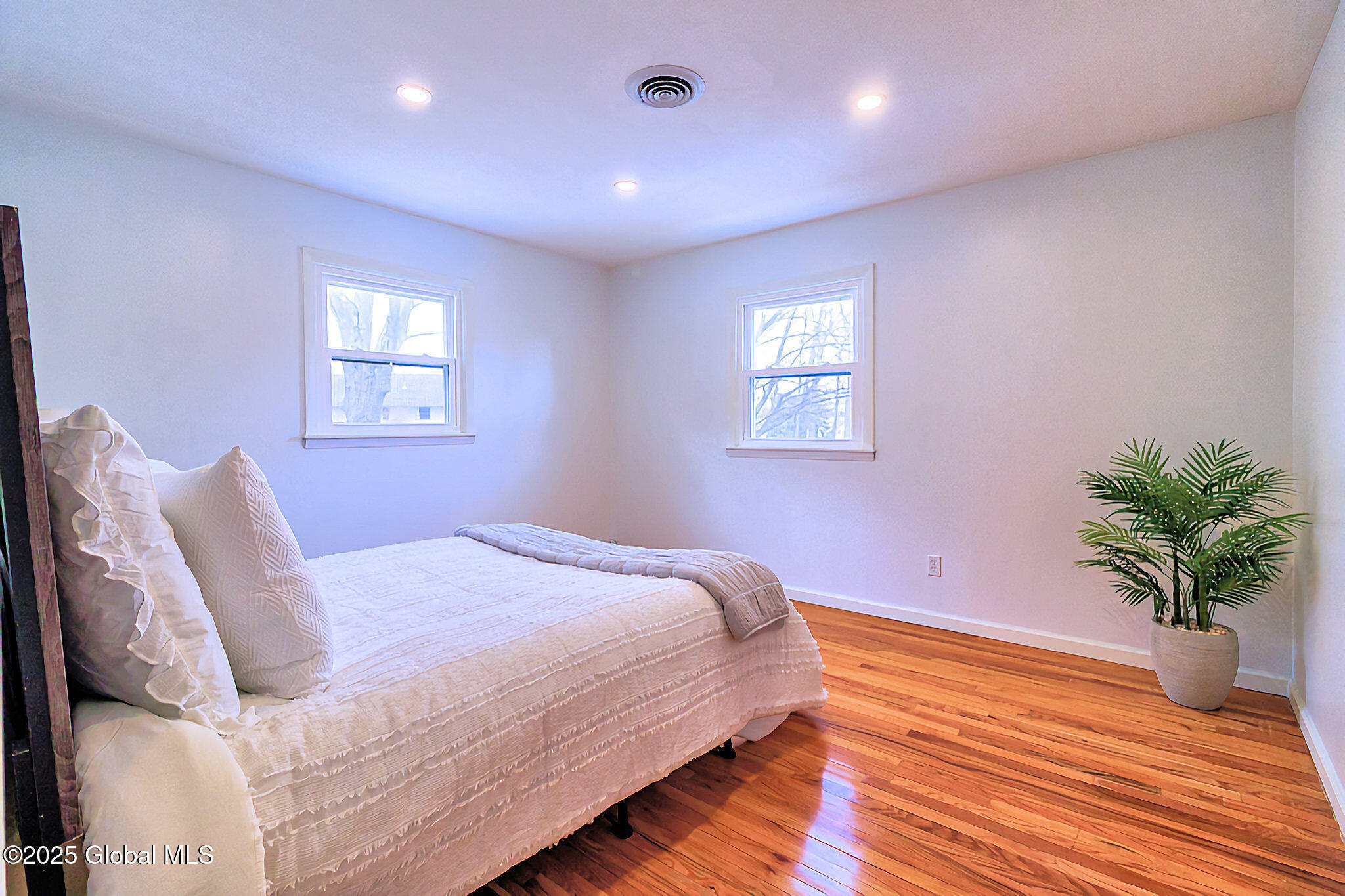 7 Dauphin Drive, Albany, New York image 13