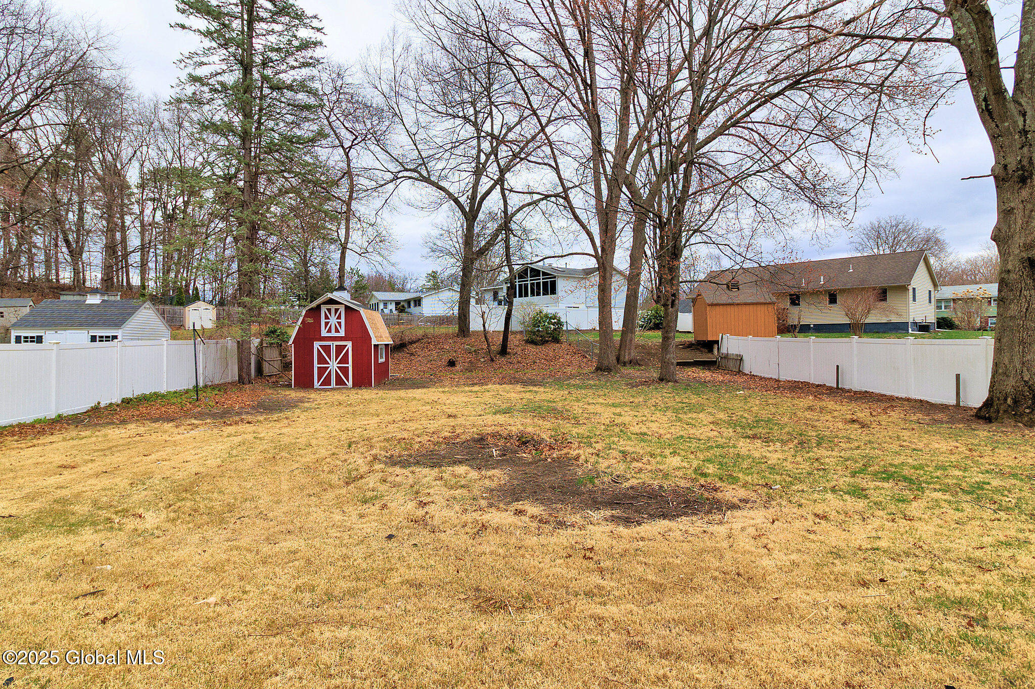 7 Dauphin Drive, Albany, New York image 30