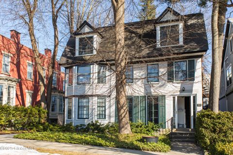 Photo of 590 N Broadway #1, Saratoga Springs, NY 12866 (MLS # 202611501)