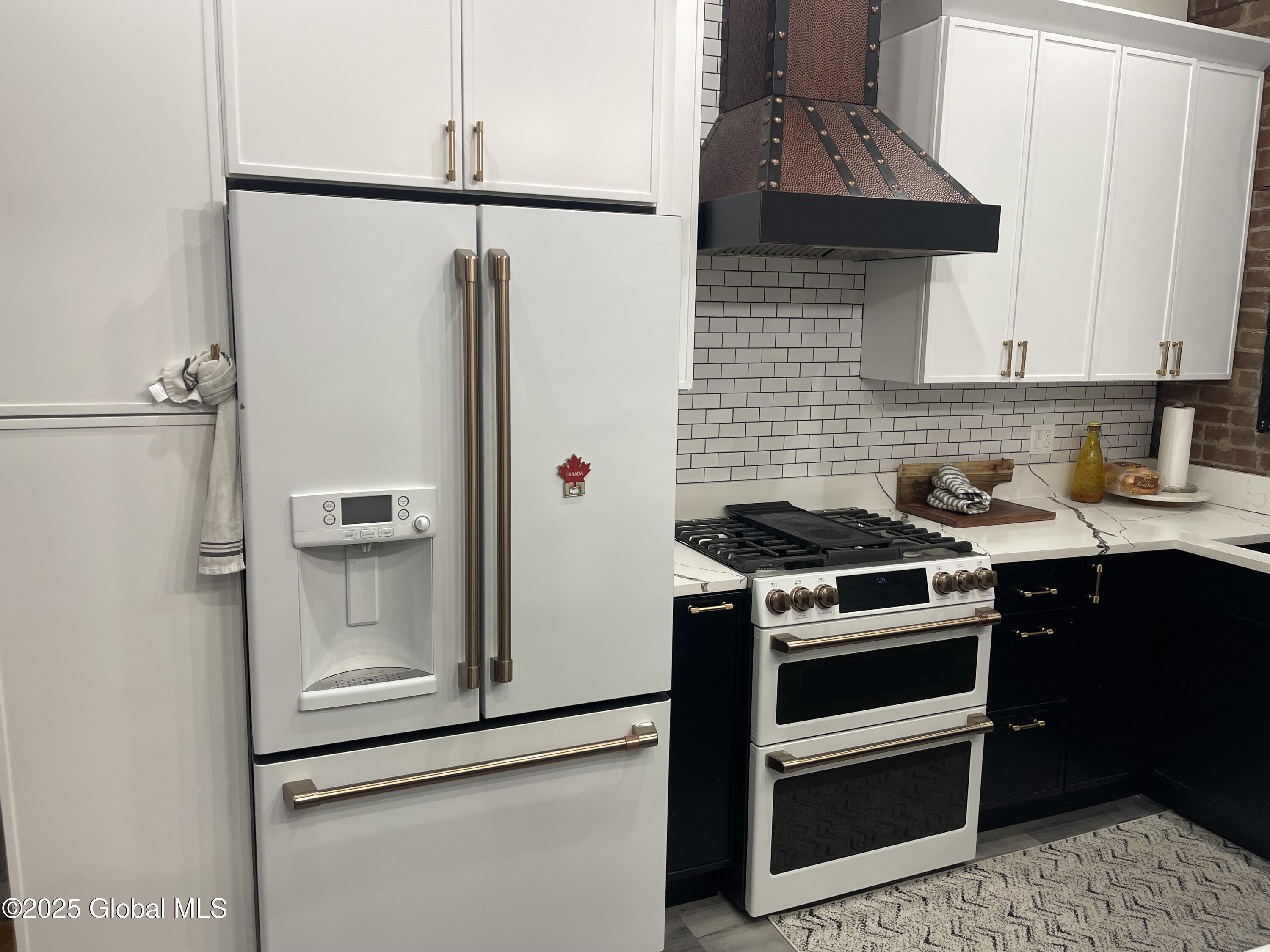 1080 University Place, Schenectady, New York image 23