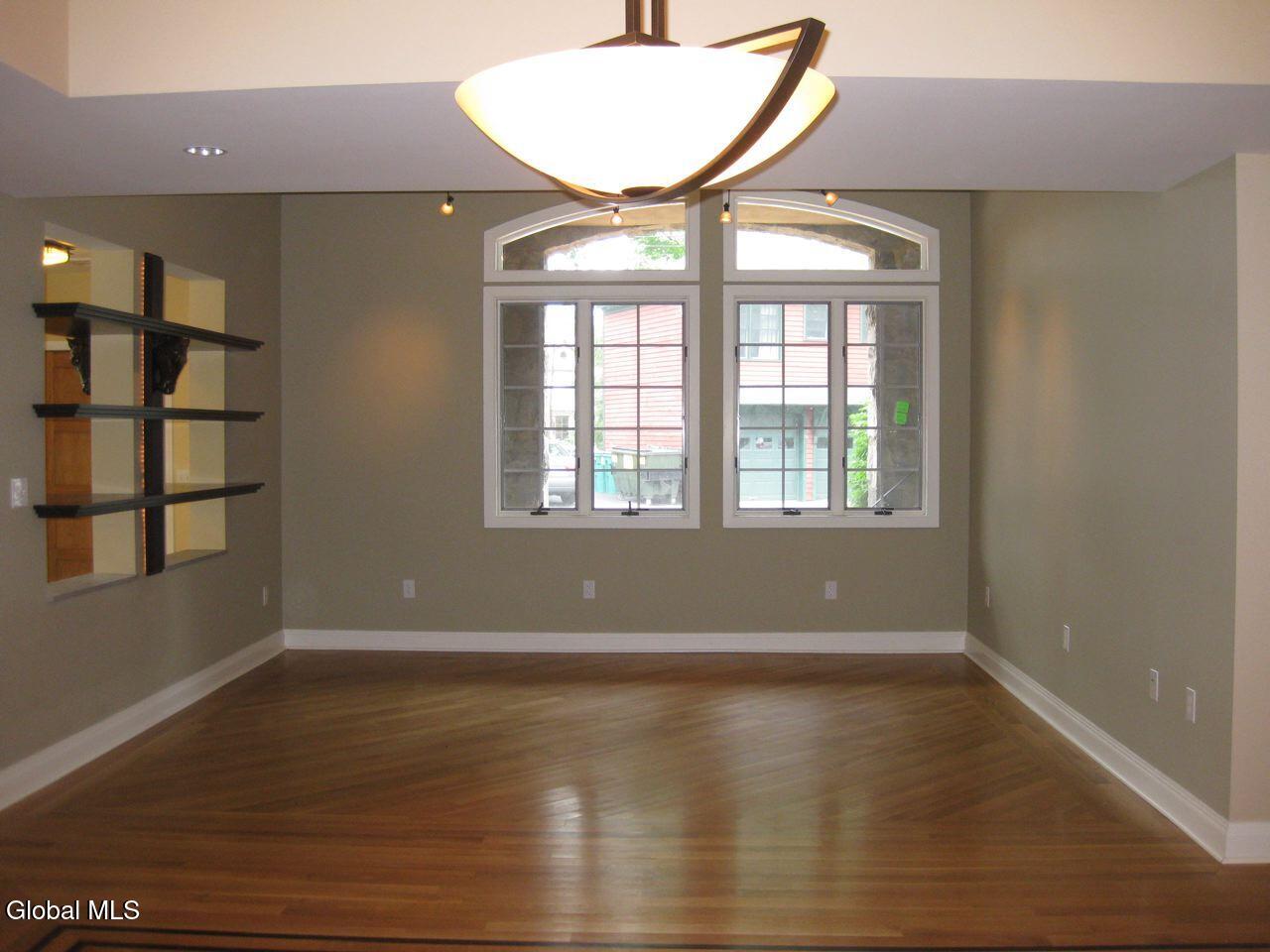 14 Talford Place UNIT 1