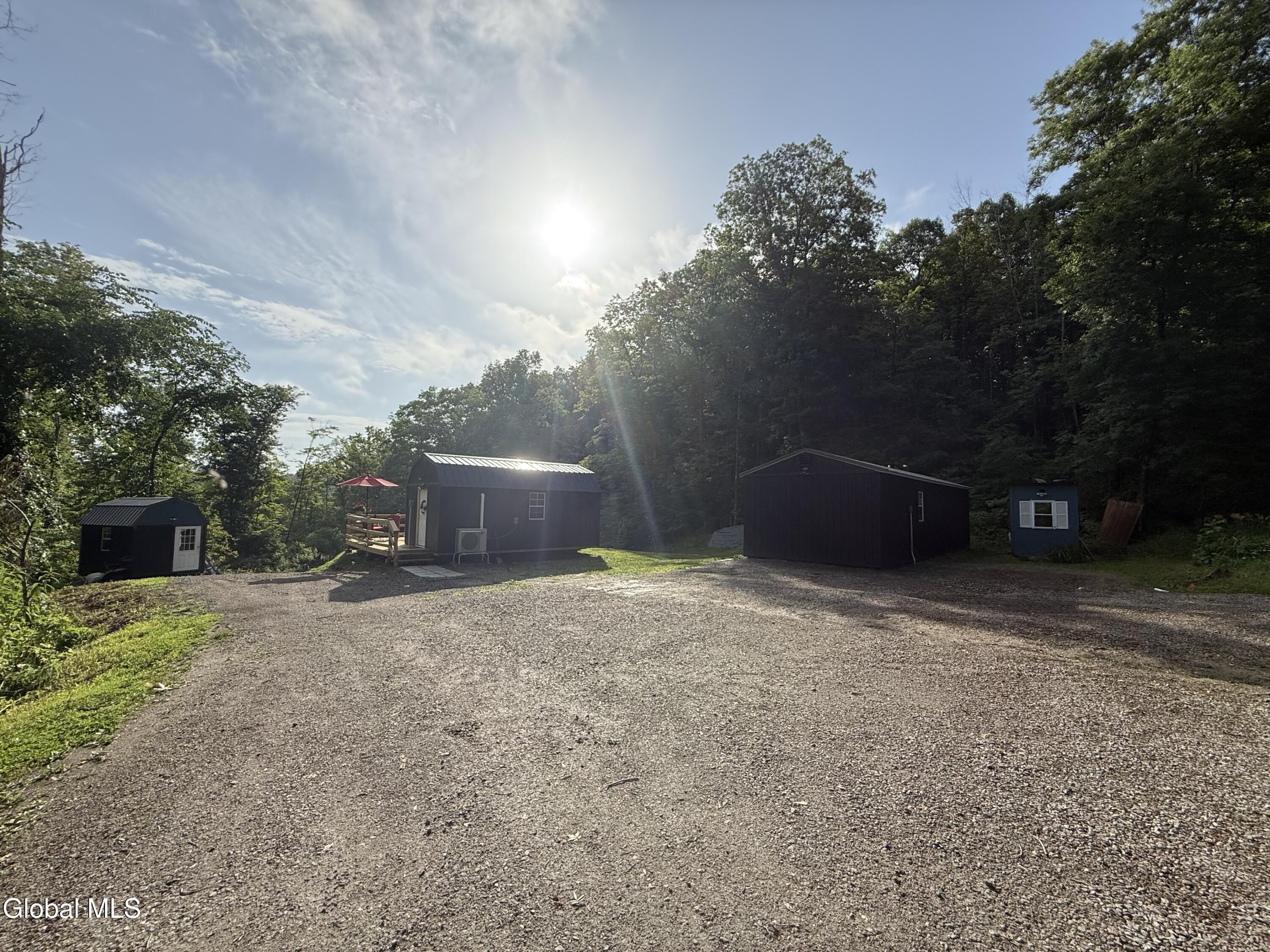 416 Upper Turnpike Road