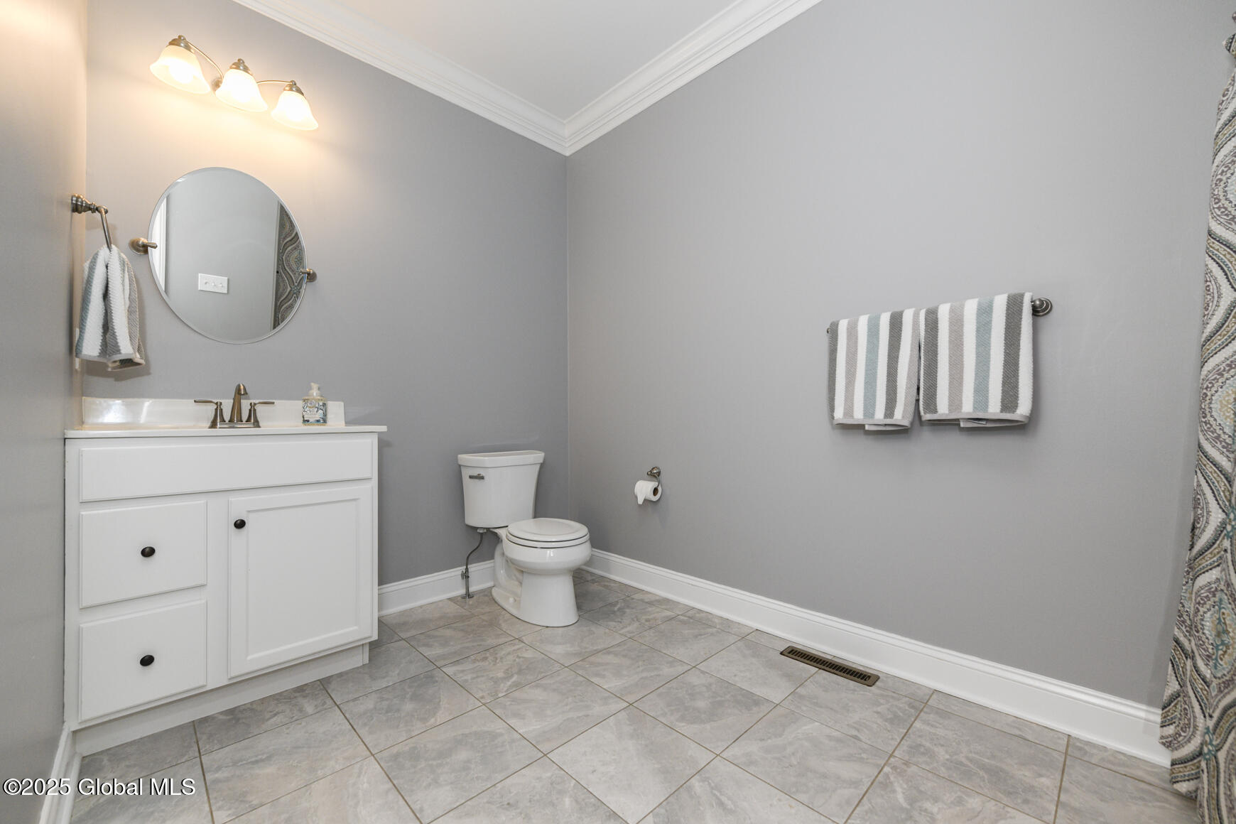 31 Stablegate Drive, Ballston Lake, New York image 30