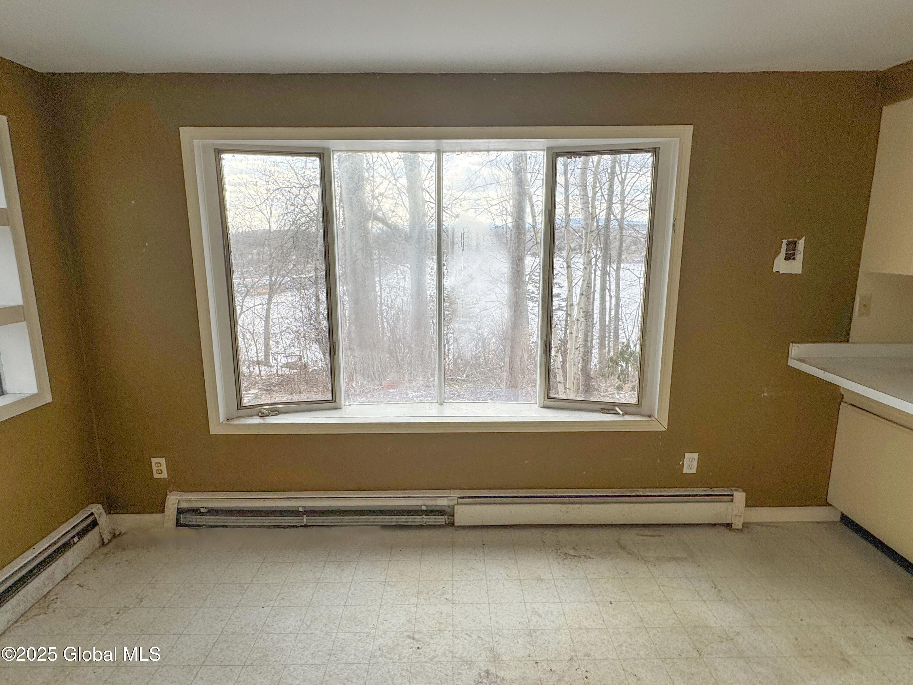 119 Sleepy Hollow Road, Athens, New York image 7