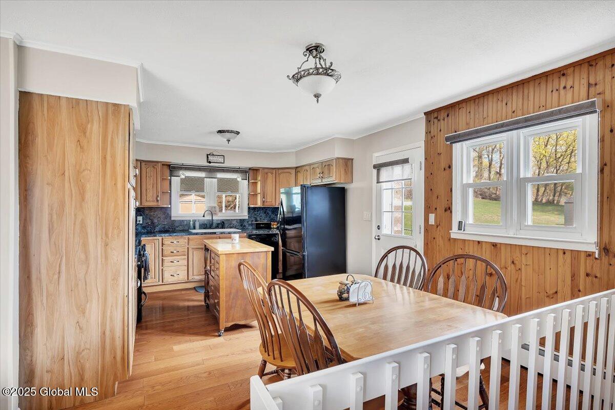 161 N Lake Avenue, Troy, New York image 8