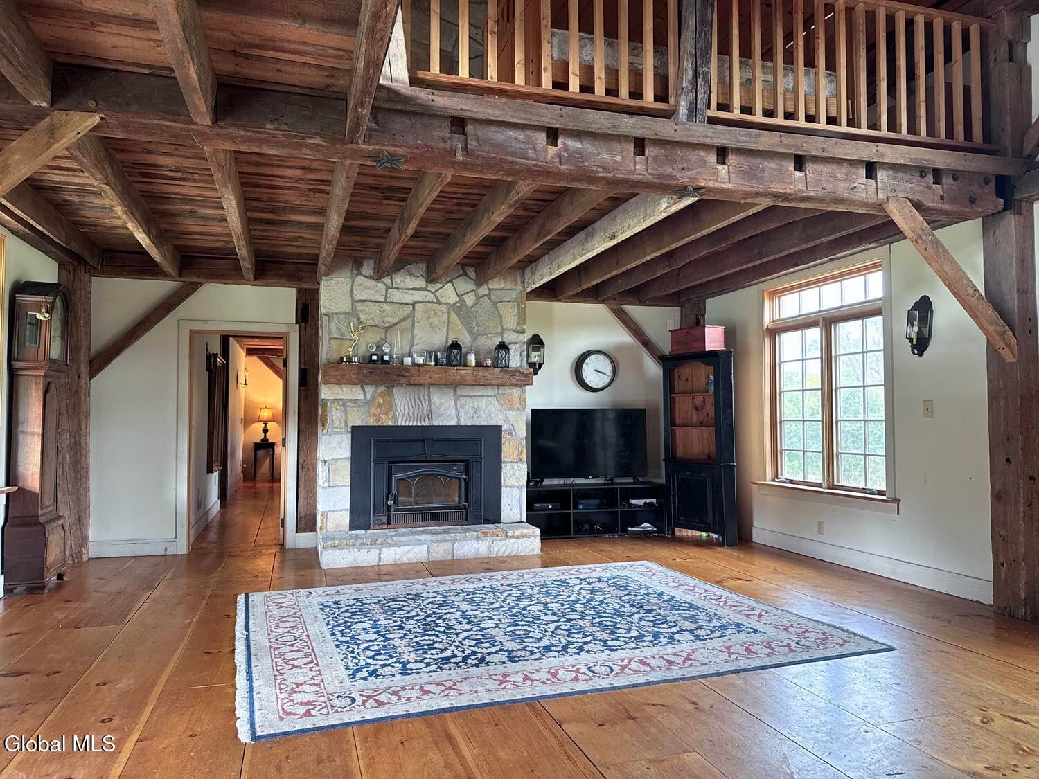 118 Middle Road